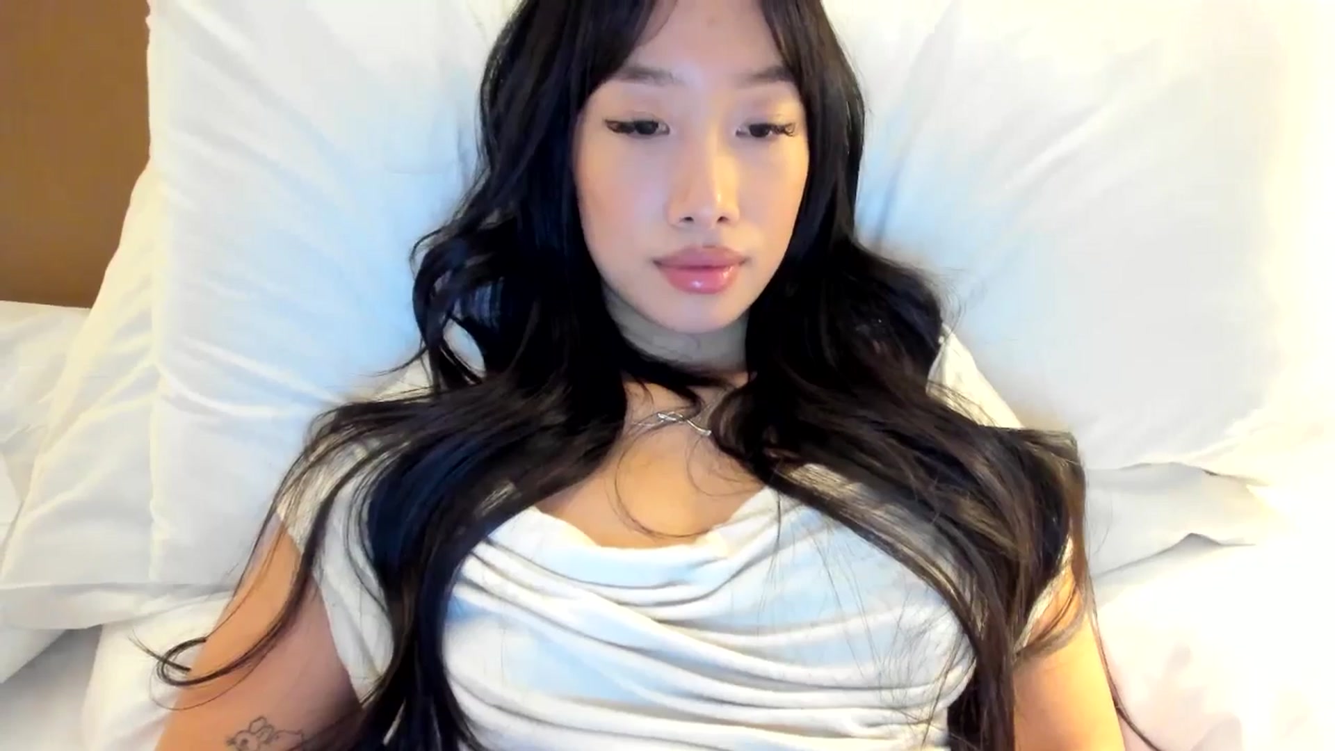 Gallery image thumbnail from BabieLee's myfreecams stream on, 02/26/2025, 20:22 image 13 of 20