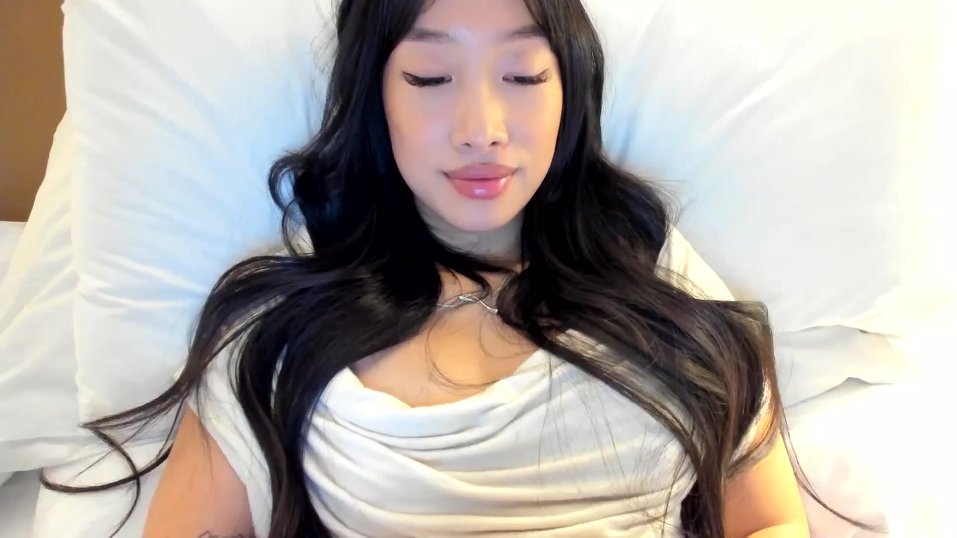 Gallery image thumbnail from BabieLee's myfreecams stream on, 02/26/2025, 20:22 image 11 of 20