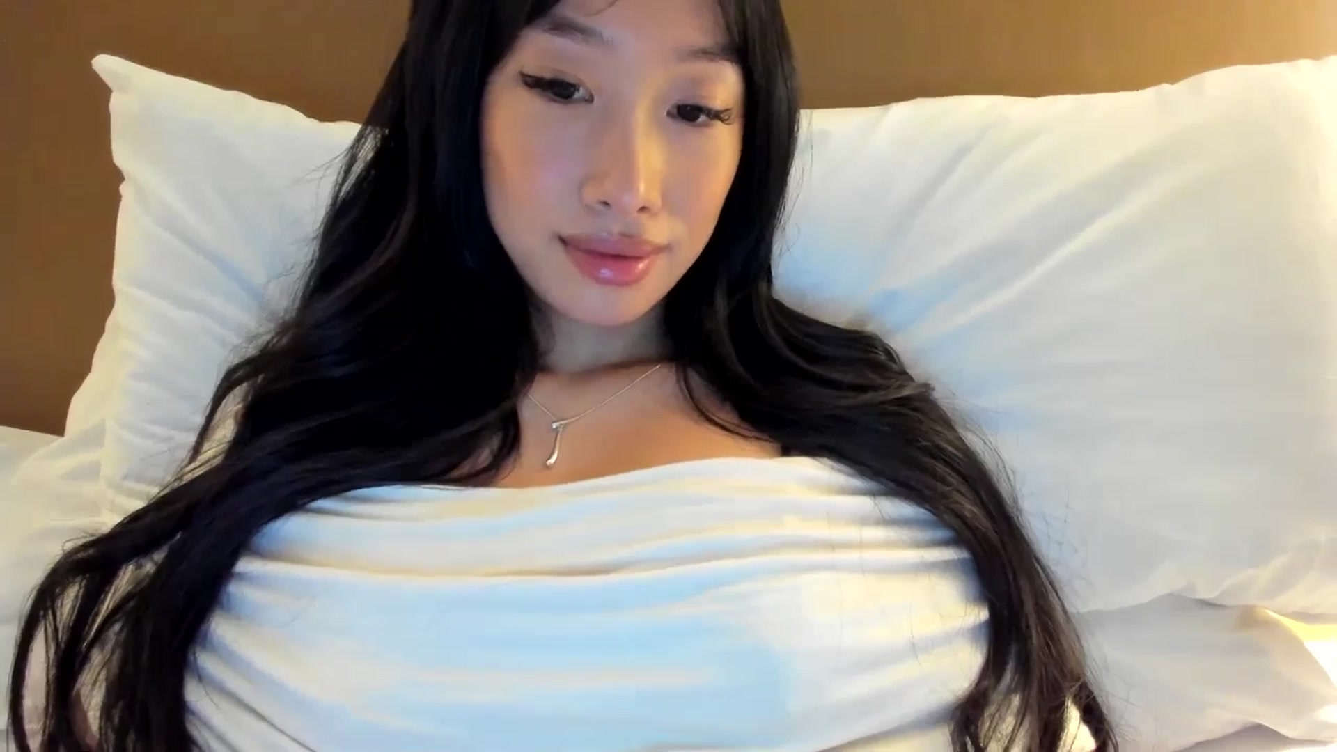 Gallery image thumbnail from BabieLee's myfreecams stream on, 02/26/2025, 21:01 image 2 of 20