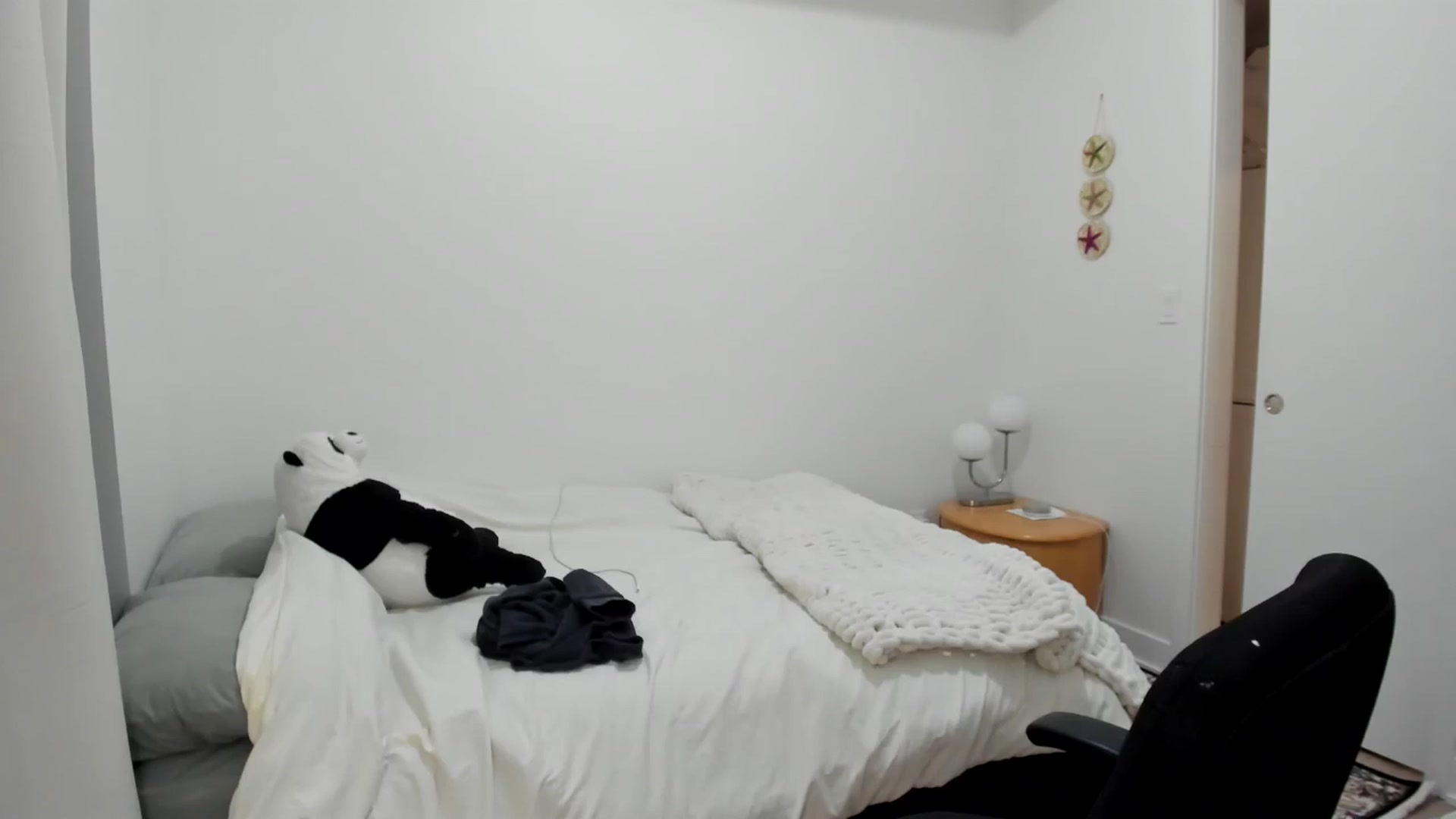 Gallery image thumbnail from BabieLee's myfreecams stream on, 03/10/2025, 02:31 image 13 of 20