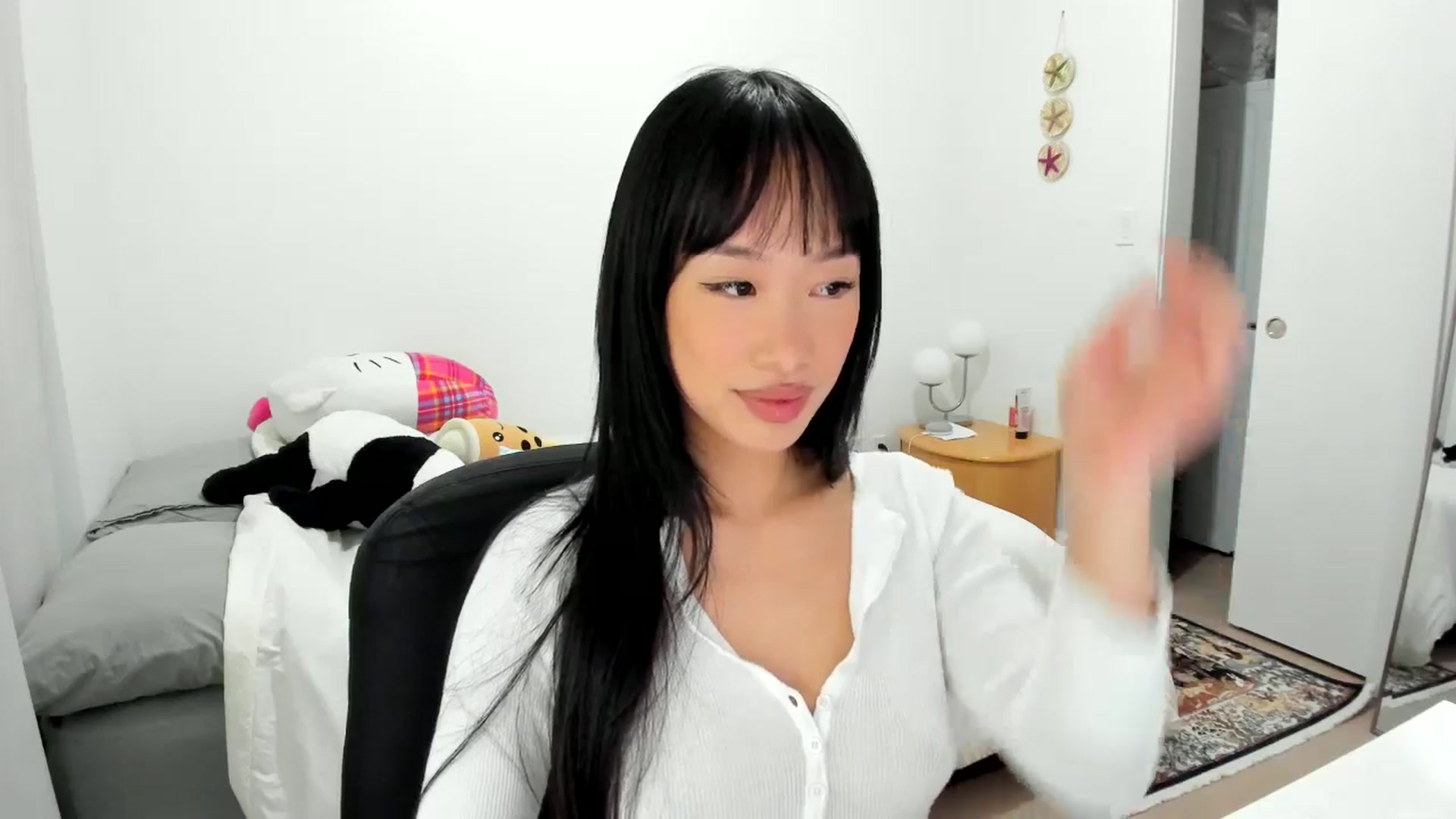 Gallery image thumbnail from BabieLee's myfreecams stream on, 03/25/2025, 23:18 image 11 of 20