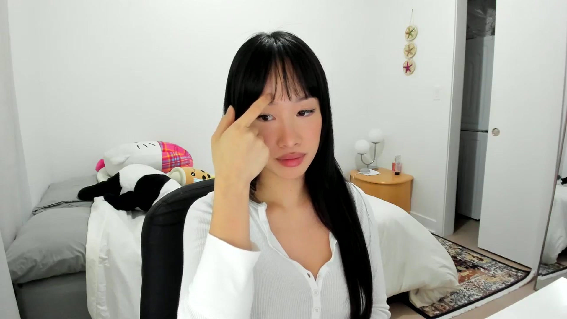 Gallery image thumbnail from BabieLee's myfreecams stream on, 03/25/2025, 23:18 image 5 of 20