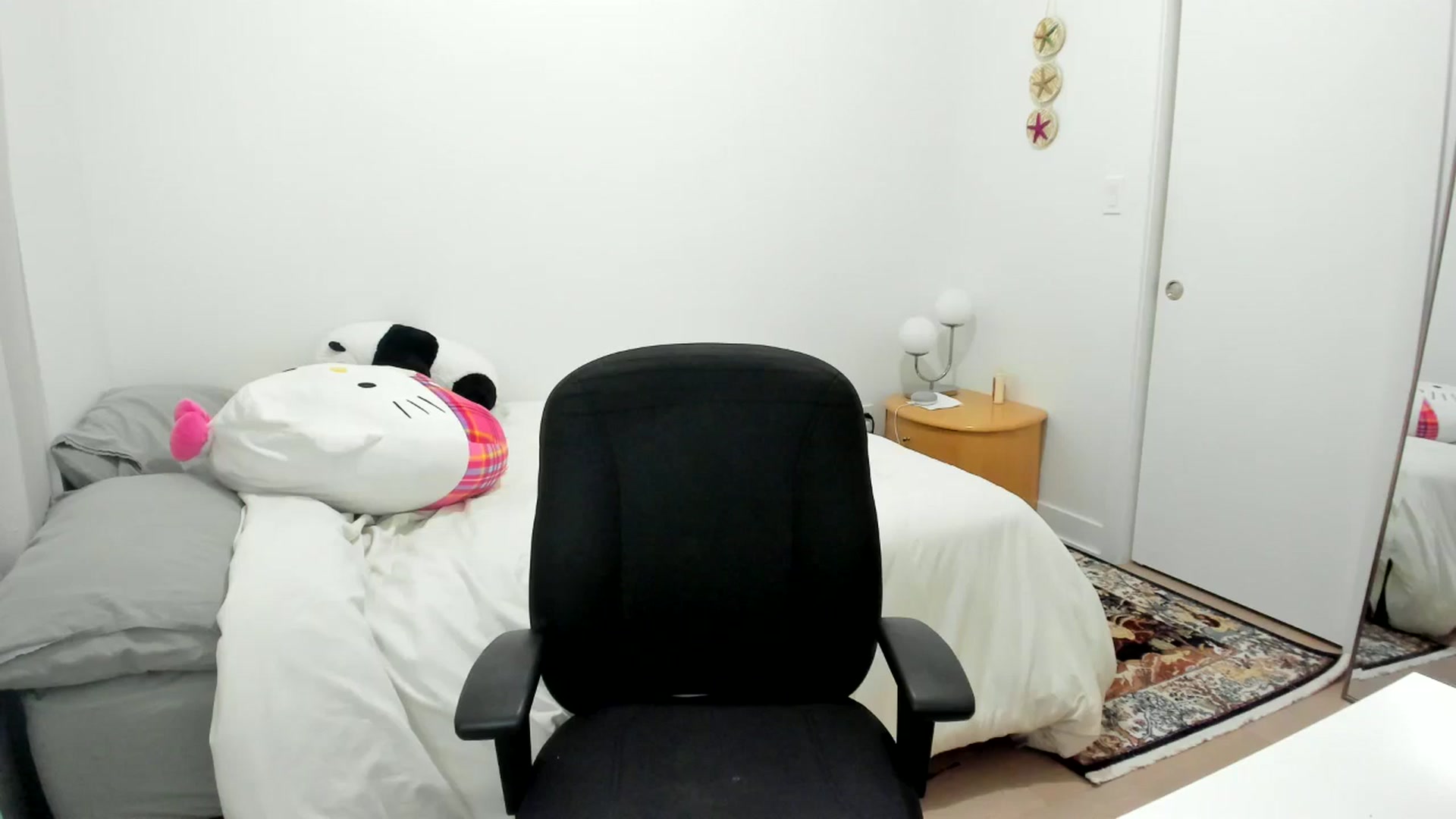 Gallery image thumbnail from BabieLee's myfreecams stream on, 04/02/2025, 23:31 image 10 of 20