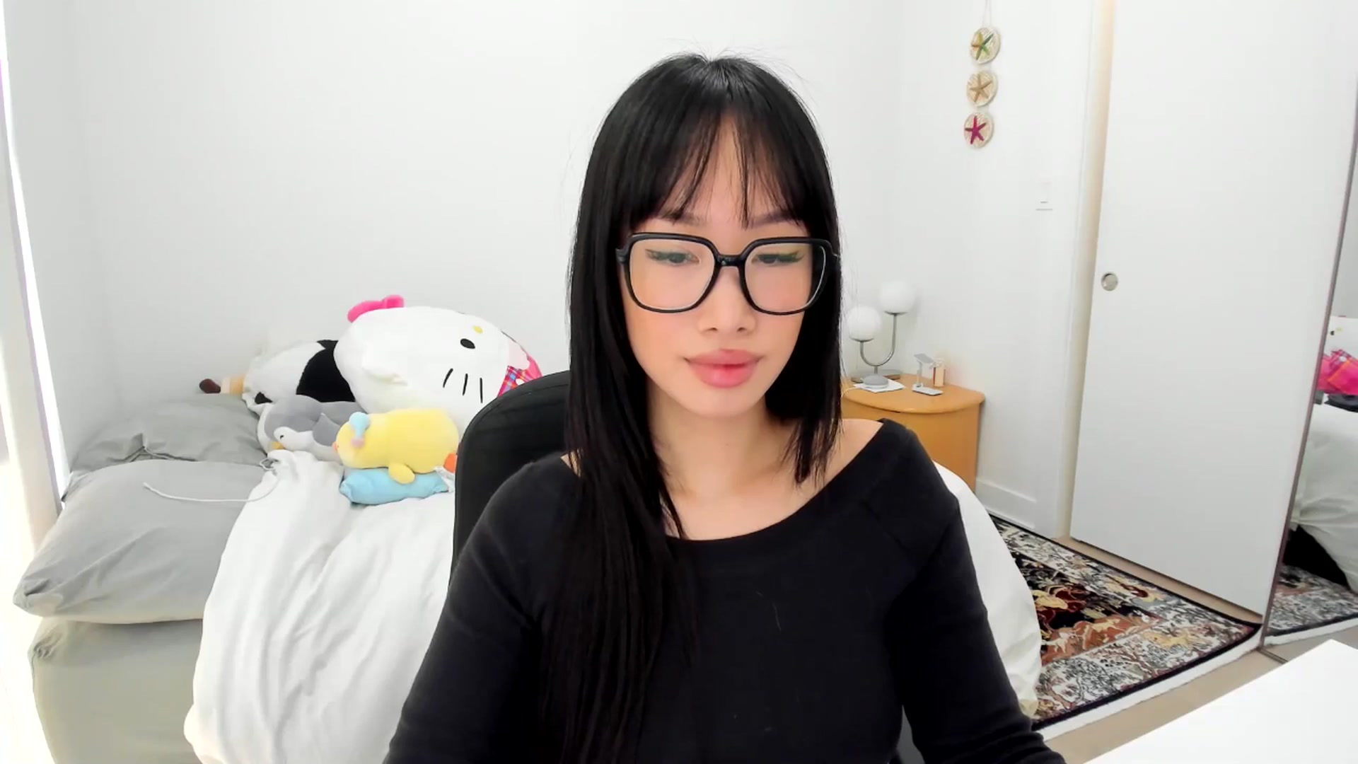 Gallery image thumbnail from BabieLee's myfreecams stream on, 04/04/2025, 19:51 image 8 of 20