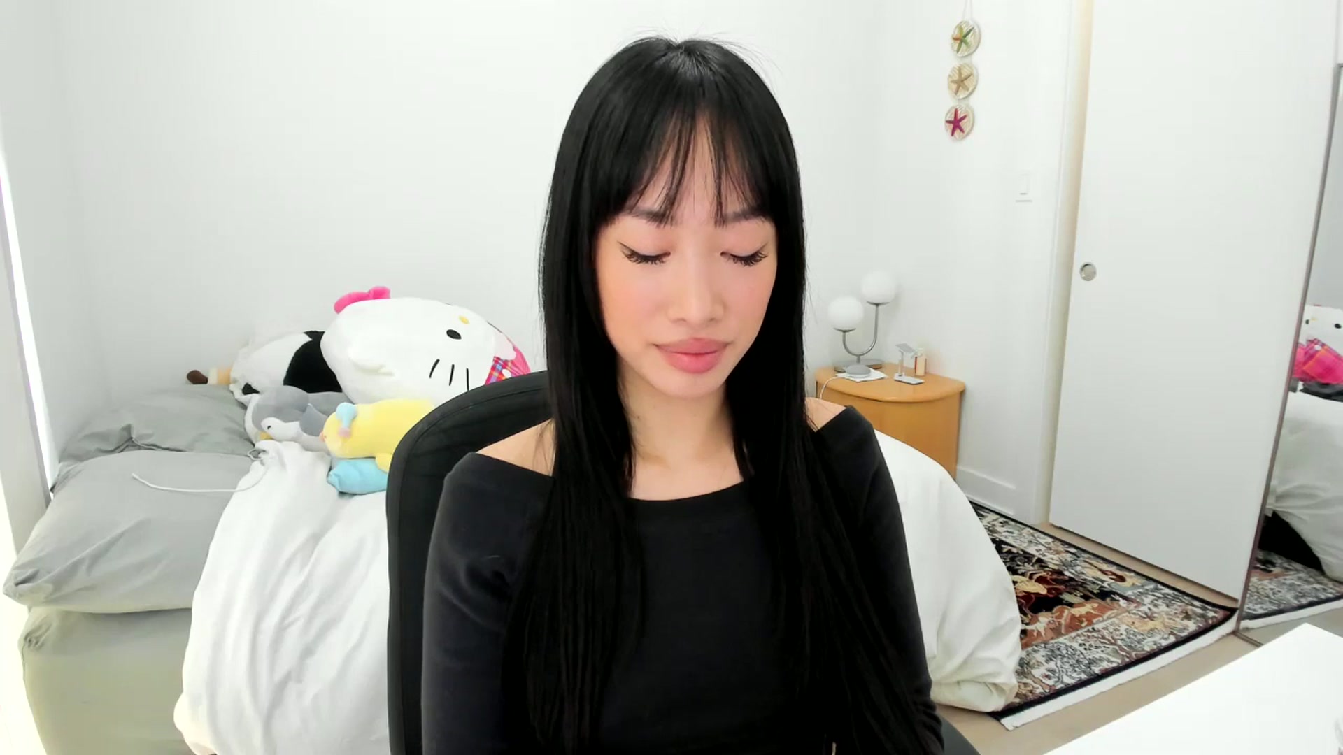 Gallery image thumbnail from BabieLee's myfreecams stream on, 04/04/2025, 19:51 image 17 of 20