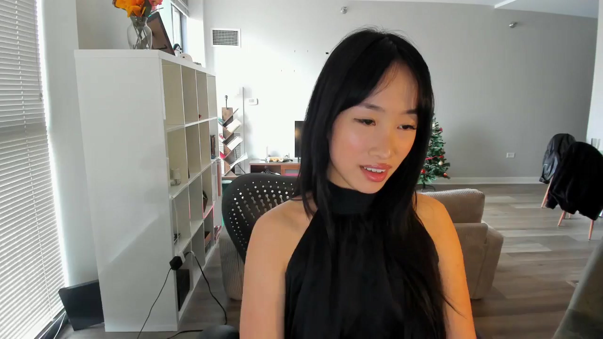 Gallery image thumbnail from BabieLee's myfreecams stream on, 05/02/2025, 21:15 image 8 of 20