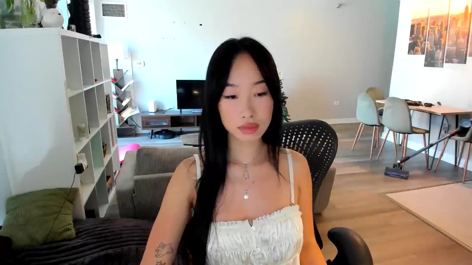 Gallery image thumbnail from BabieLee's myfreecams stream on, 06/30/2025, 20:35 image 11 of 20
