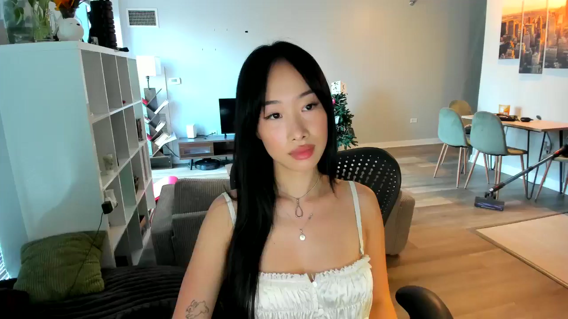 Gallery image thumbnail from BabieLee's myfreecams stream on, 06/30/2025, 20:35 image 4 of 20