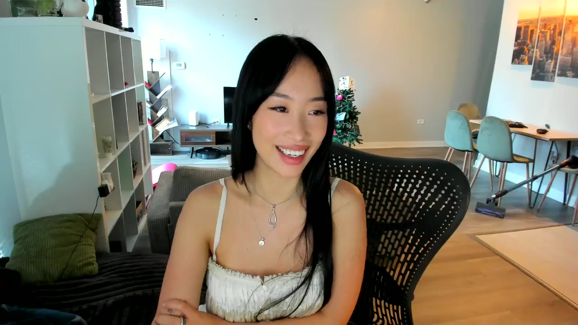 Gallery image thumbnail from BabieLee's myfreecams stream on, 06/30/2025, 22:06 image 7 of 20