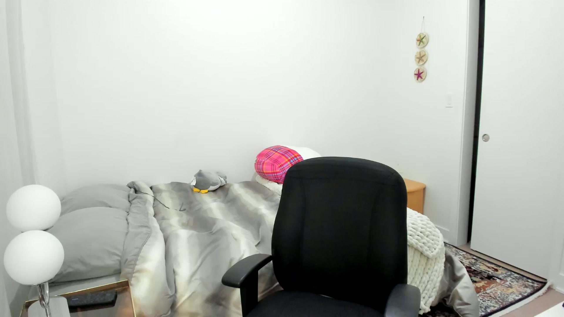 Gallery image thumbnail from BabieLee's myfreecams stream on, 07/19/2025, 23:04 image 19 of 20