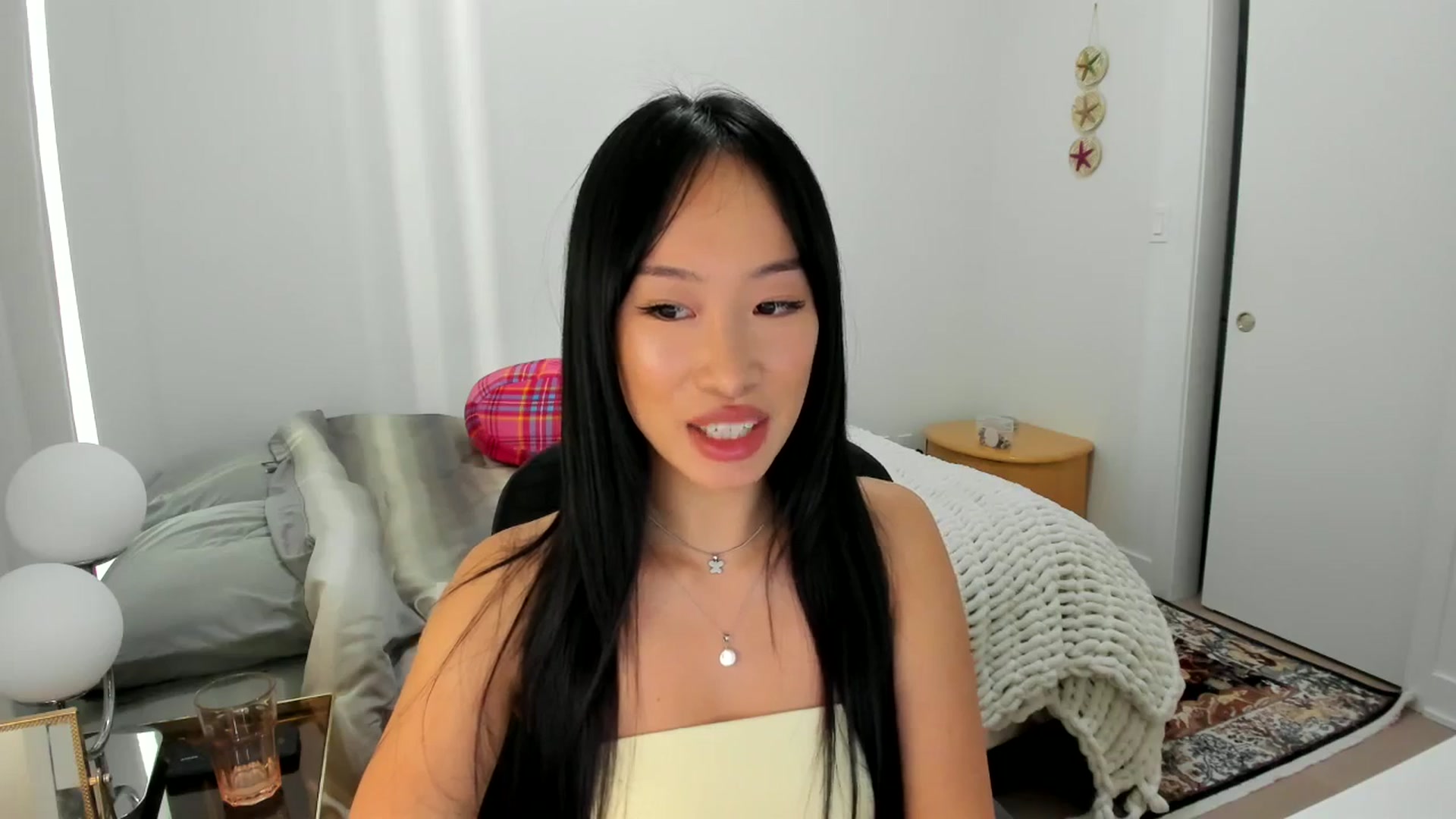 Gallery image thumbnail from BabieLee's myfreecams stream on, 07/22/2025, 23:43 image 14 of 20