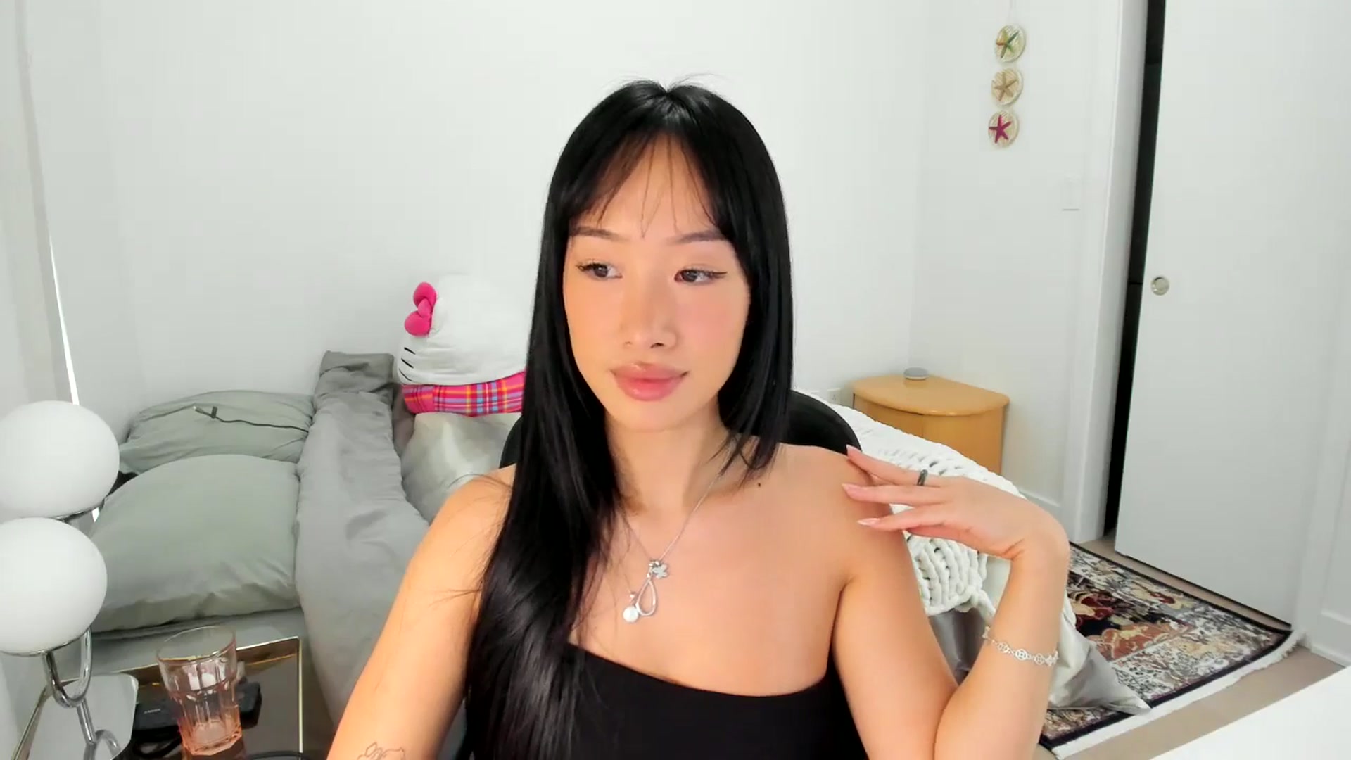 Gallery image thumbnail from BabieLee's myfreecams stream on, 07/28/2025, 21:15 image 8 of 20