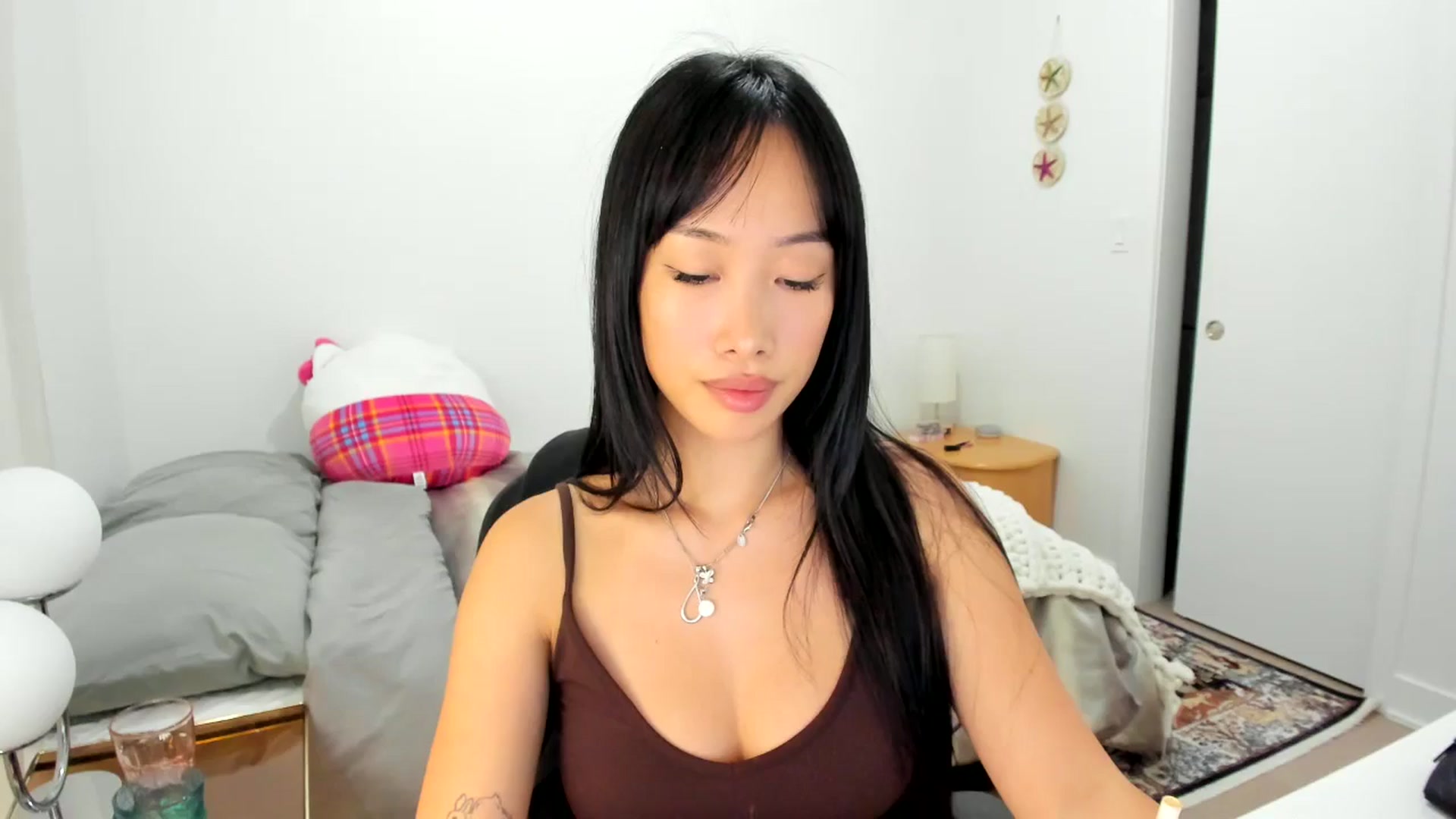 Gallery image thumbnail from BabieLee's myfreecams stream on, 08/05/2025, 22:00 image 1 of 20