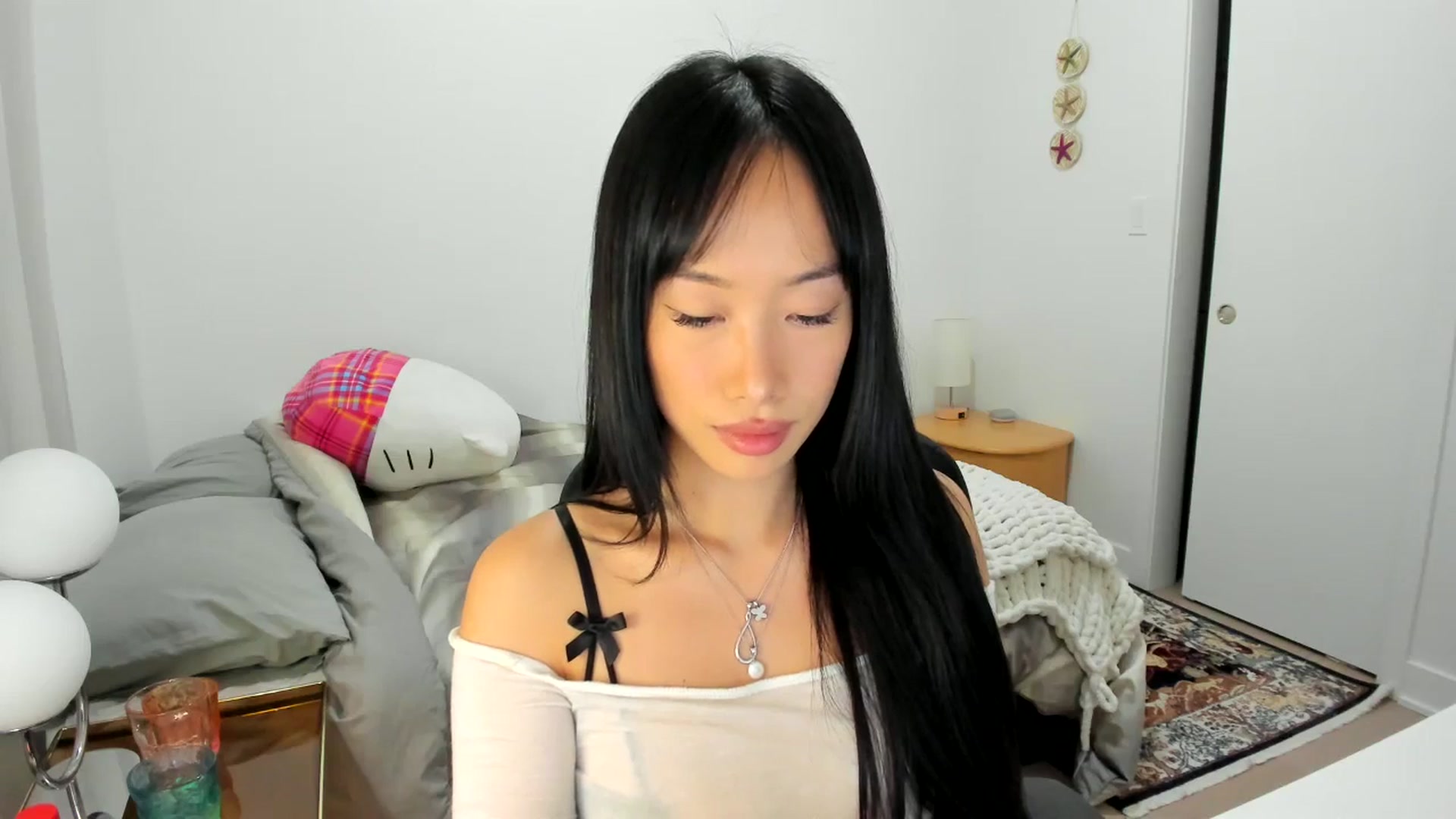 Gallery image thumbnail from BabieLee's myfreecams stream on, 08/07/2025, 24:42 image 2 of 20