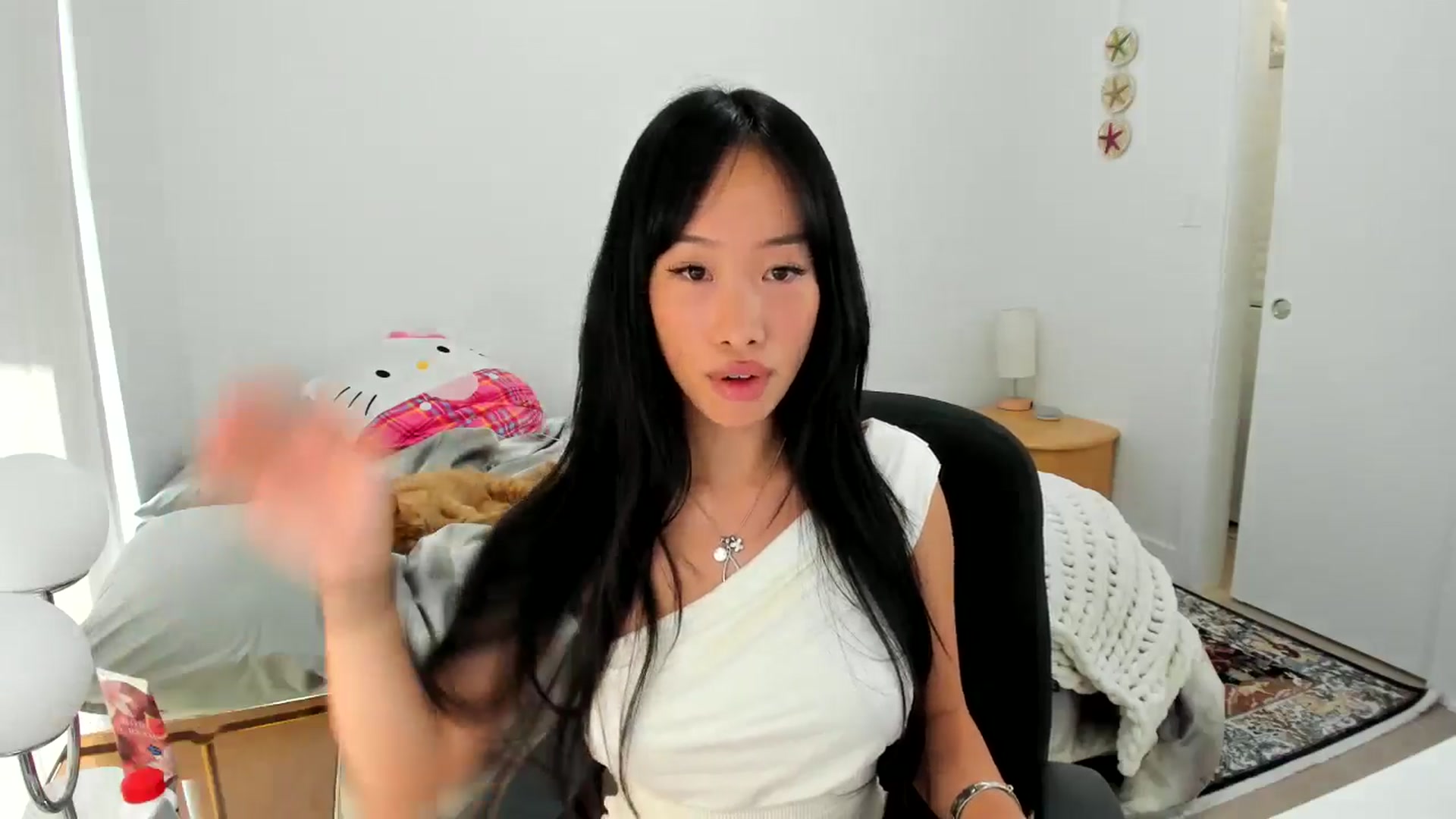 Gallery image thumbnail from BabieLee's myfreecams stream on, 09/12/2025, 19:38 image 19 of 20