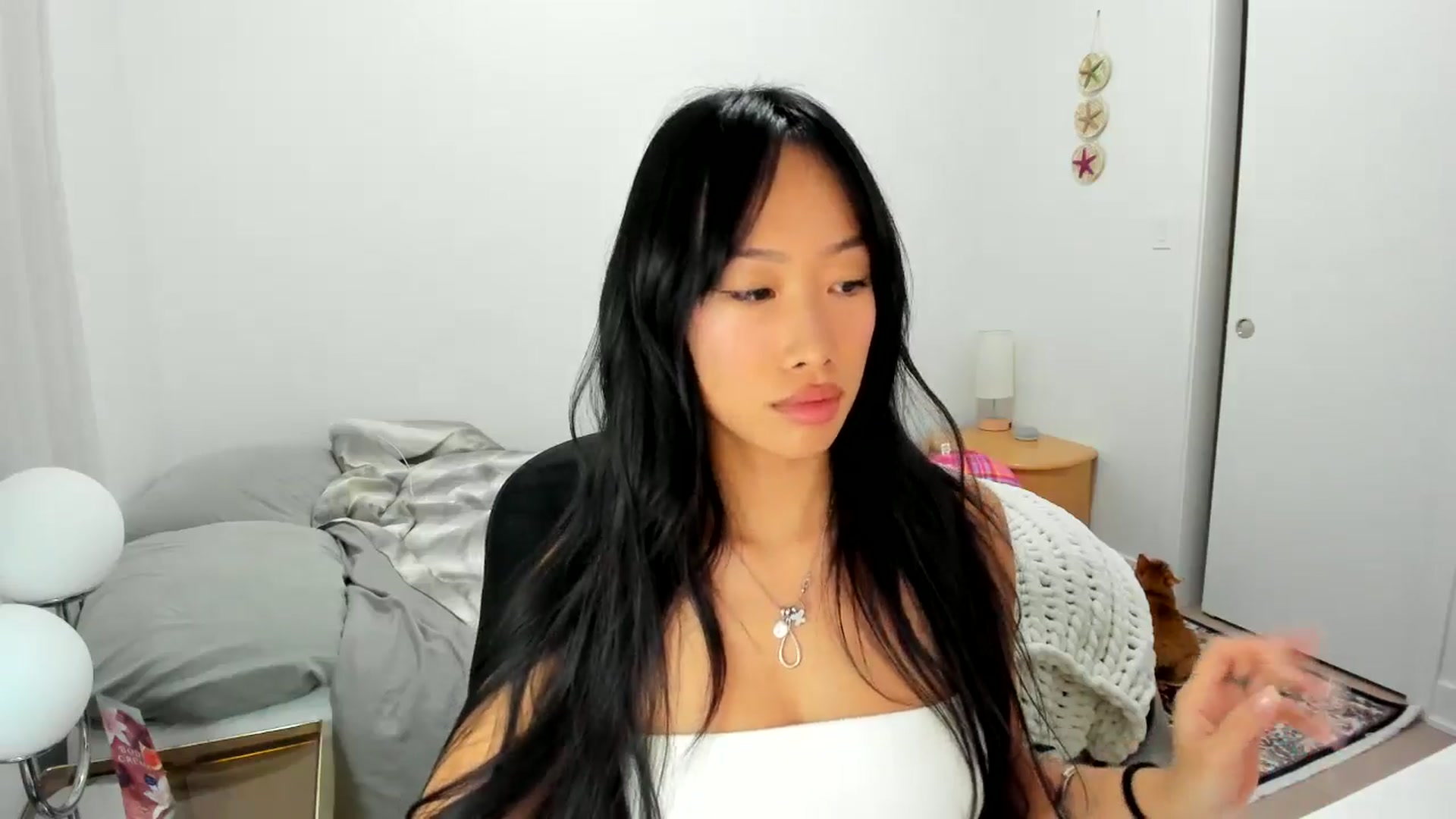 Gallery image thumbnail from BabieLee's myfreecams stream on, 09/16/2025, 02:11 image 3 of 20