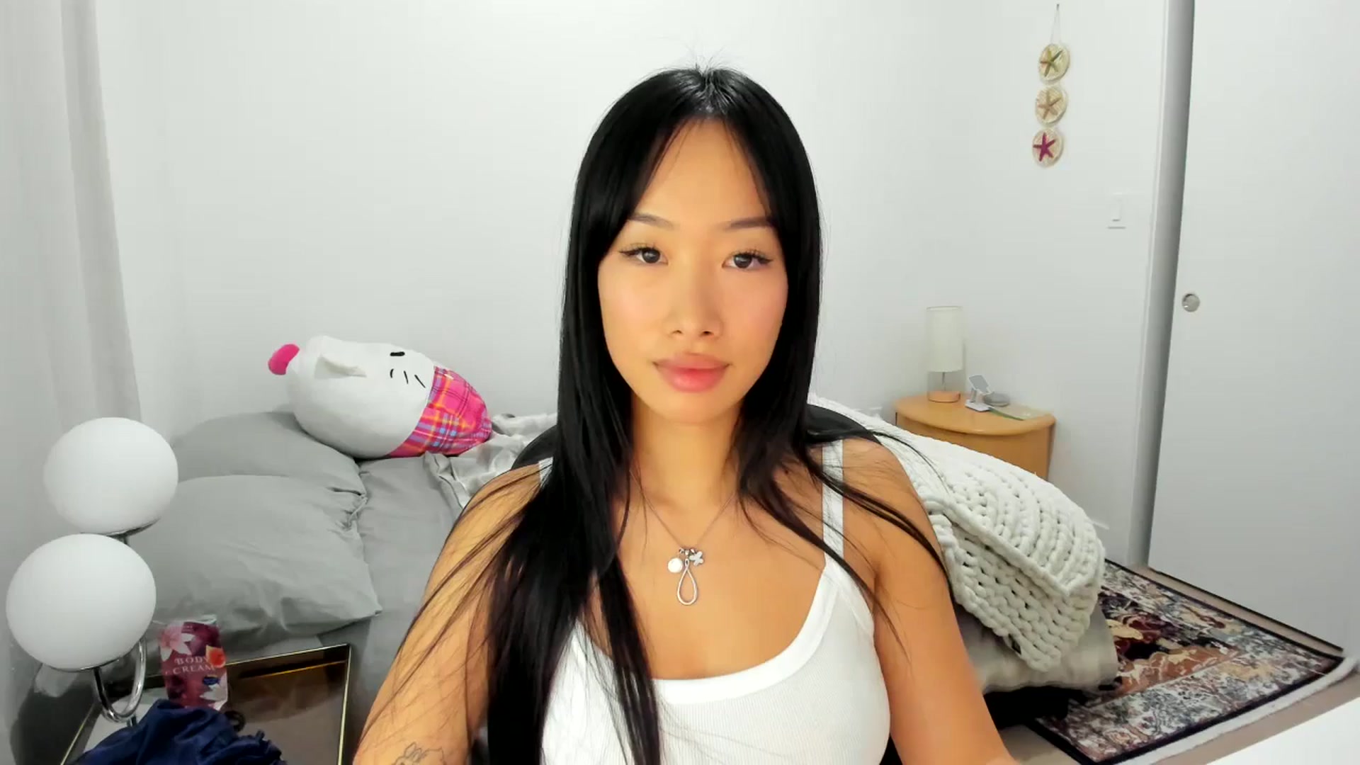 Gallery image thumbnail from BabieLee's myfreecams stream on, 09/27/2025, 02:42 image 2 of 20