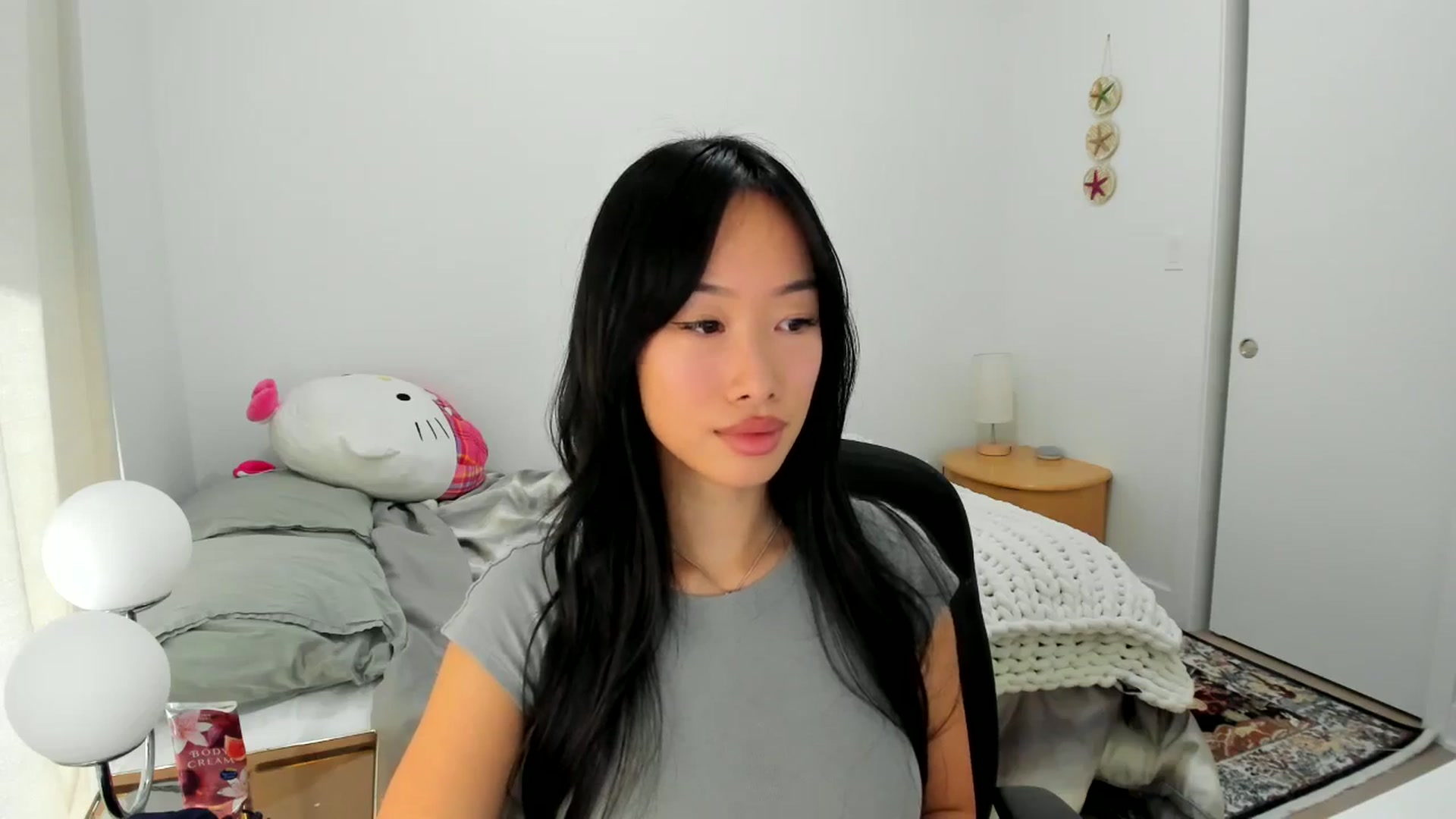 Gallery image thumbnail from BabieLee's myfreecams stream on, 09/27/2025, 19:07 image 12 of 20