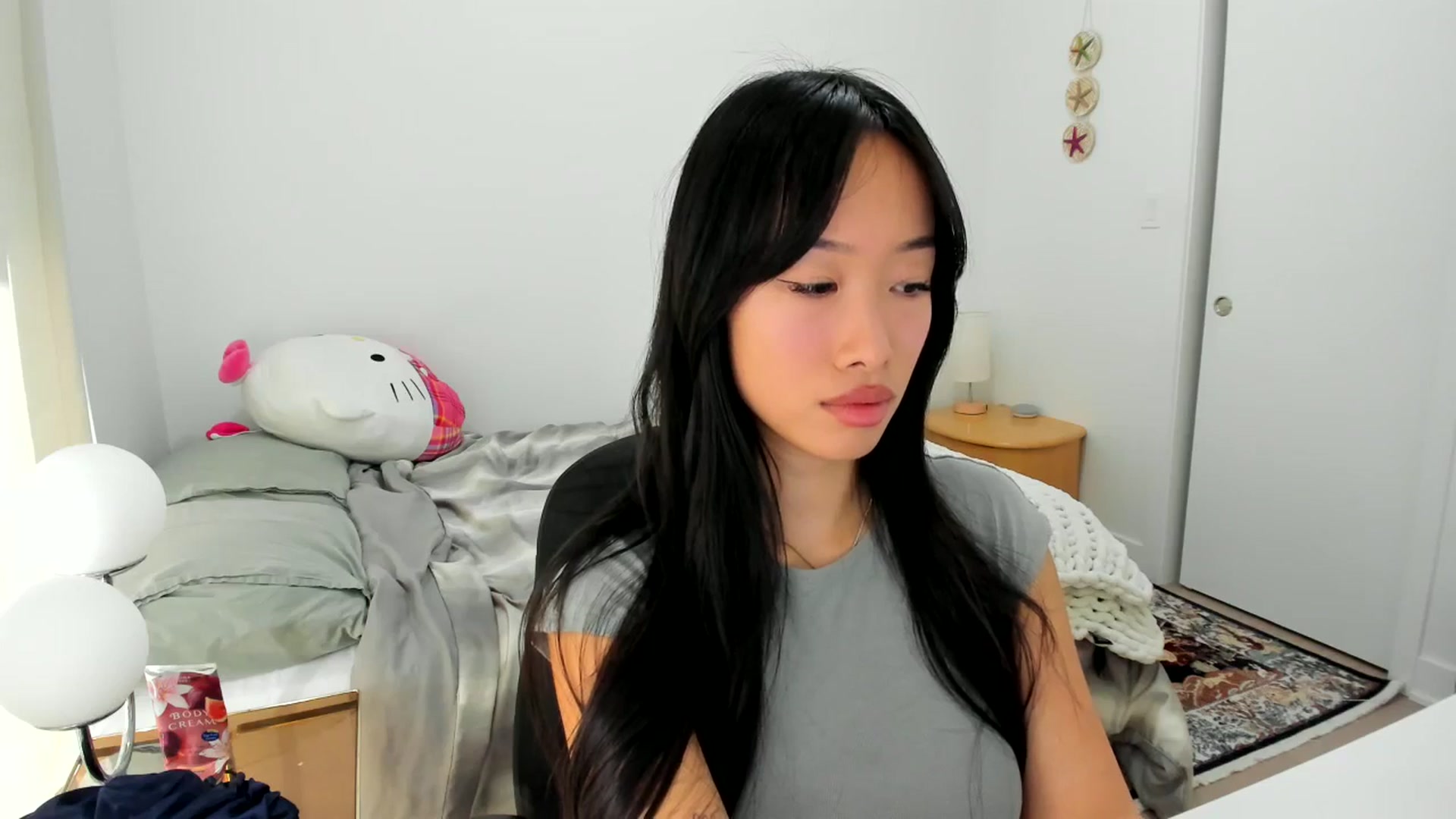 Gallery image thumbnail from BabieLee's myfreecams stream on, 09/27/2025, 19:07 image 6 of 20