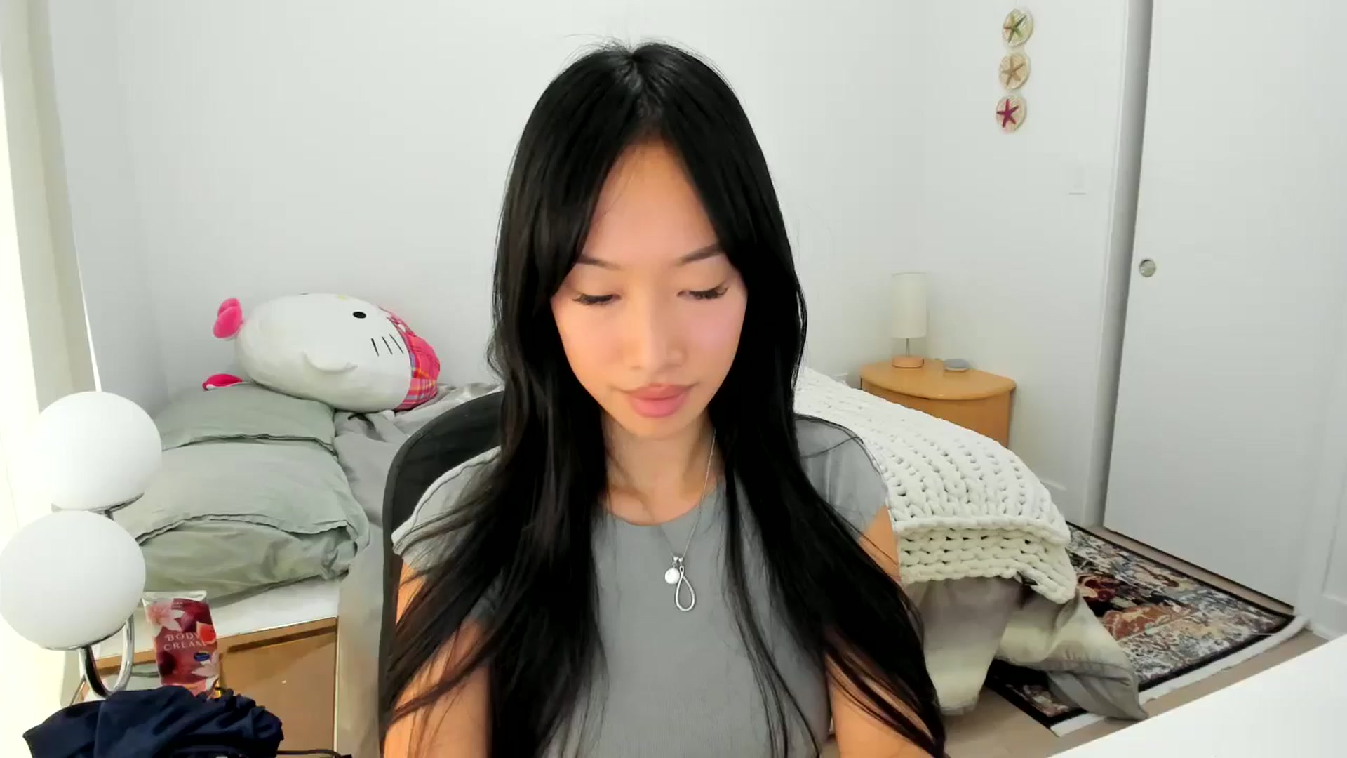 Gallery image thumbnail from BabieLee's myfreecams stream on, 09/27/2025, 20:14 image 5 of 20
