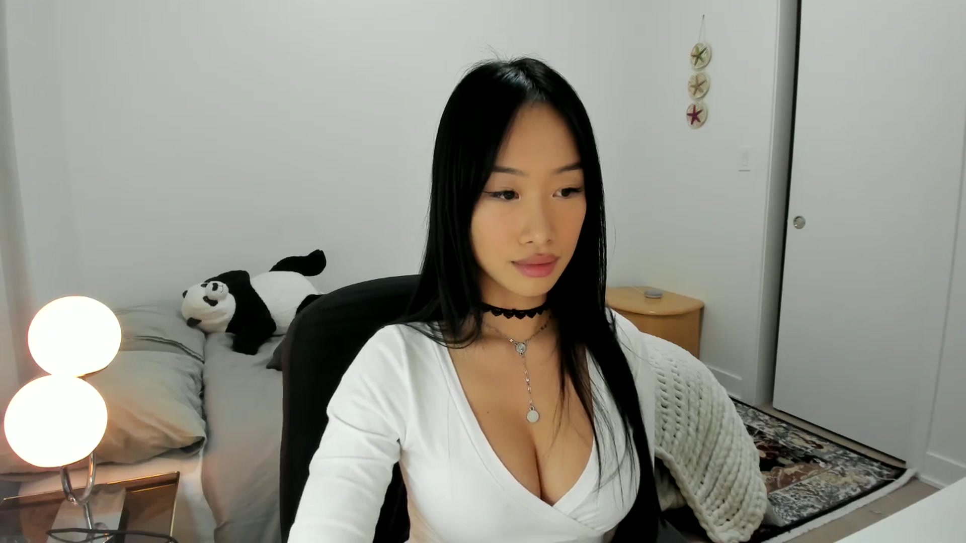 Gallery image thumbnail from BabieLee's myfreecams stream on, 11/09/2025, 04:48 image 18 of 20