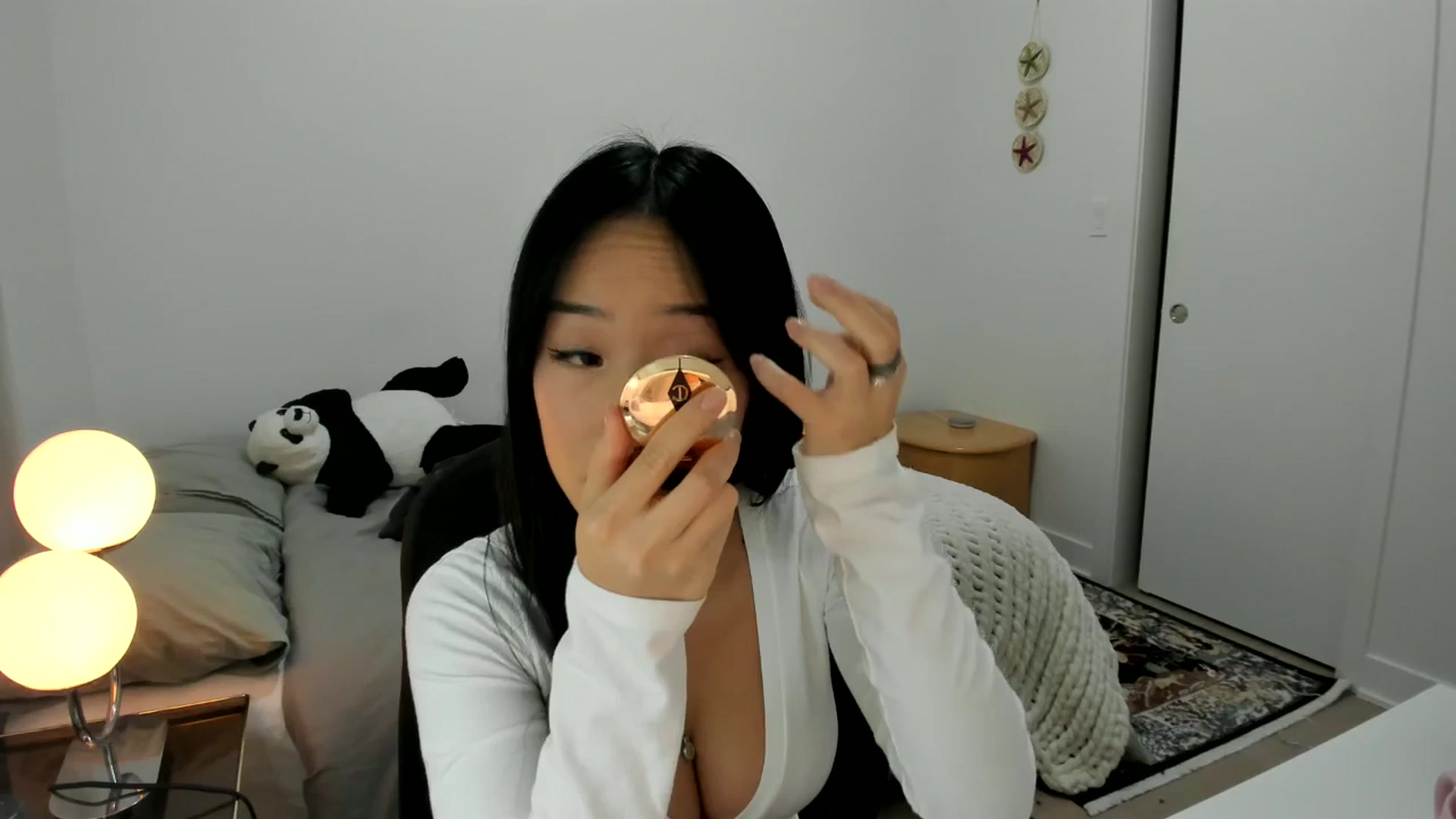 Gallery image thumbnail from BabieLee's myfreecams stream on, 11/09/2025, 04:48 image 4 of 20