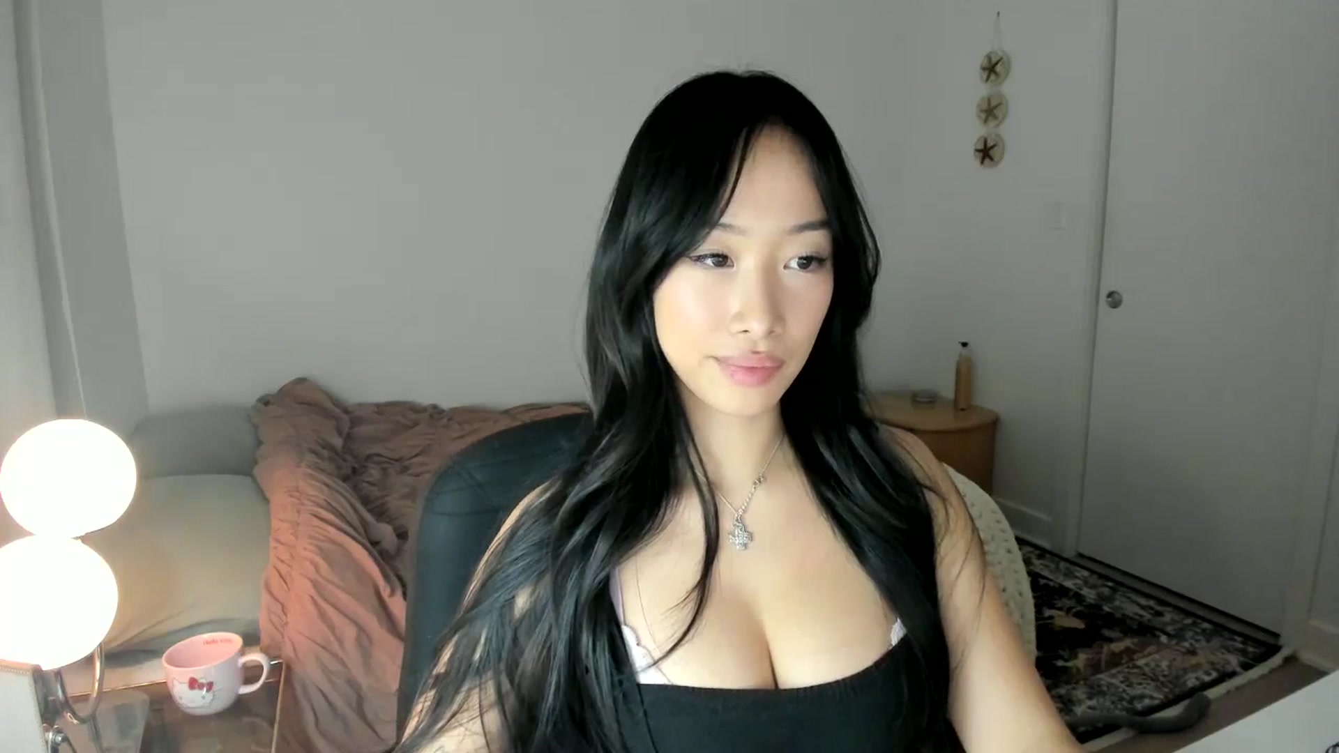 Gallery image thumbnail from BabieLee's myfreecams stream on, 12/02/2025, 05:40 image 15 of 20