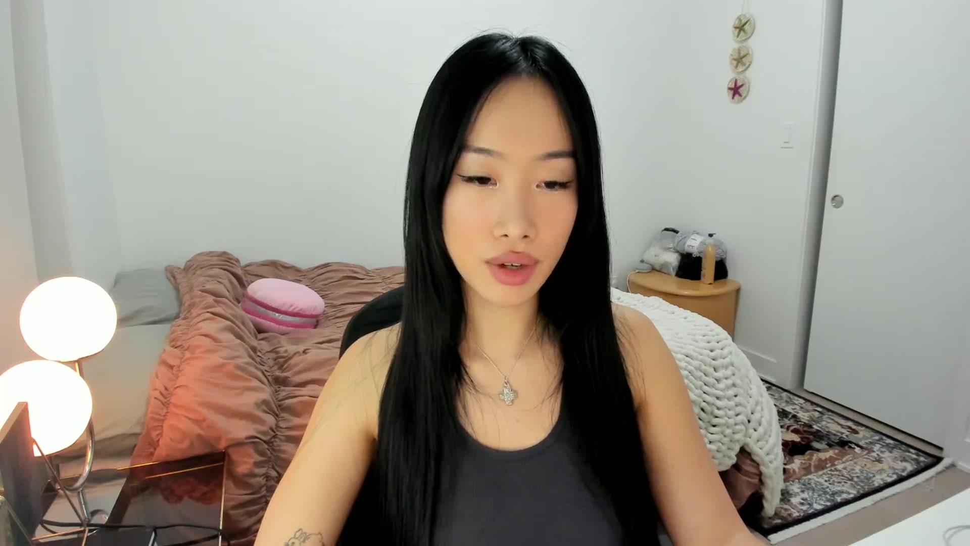 Gallery image thumbnail from BabieLee's myfreecams stream on, 01/12/2026, 03:53 image 16 of 20