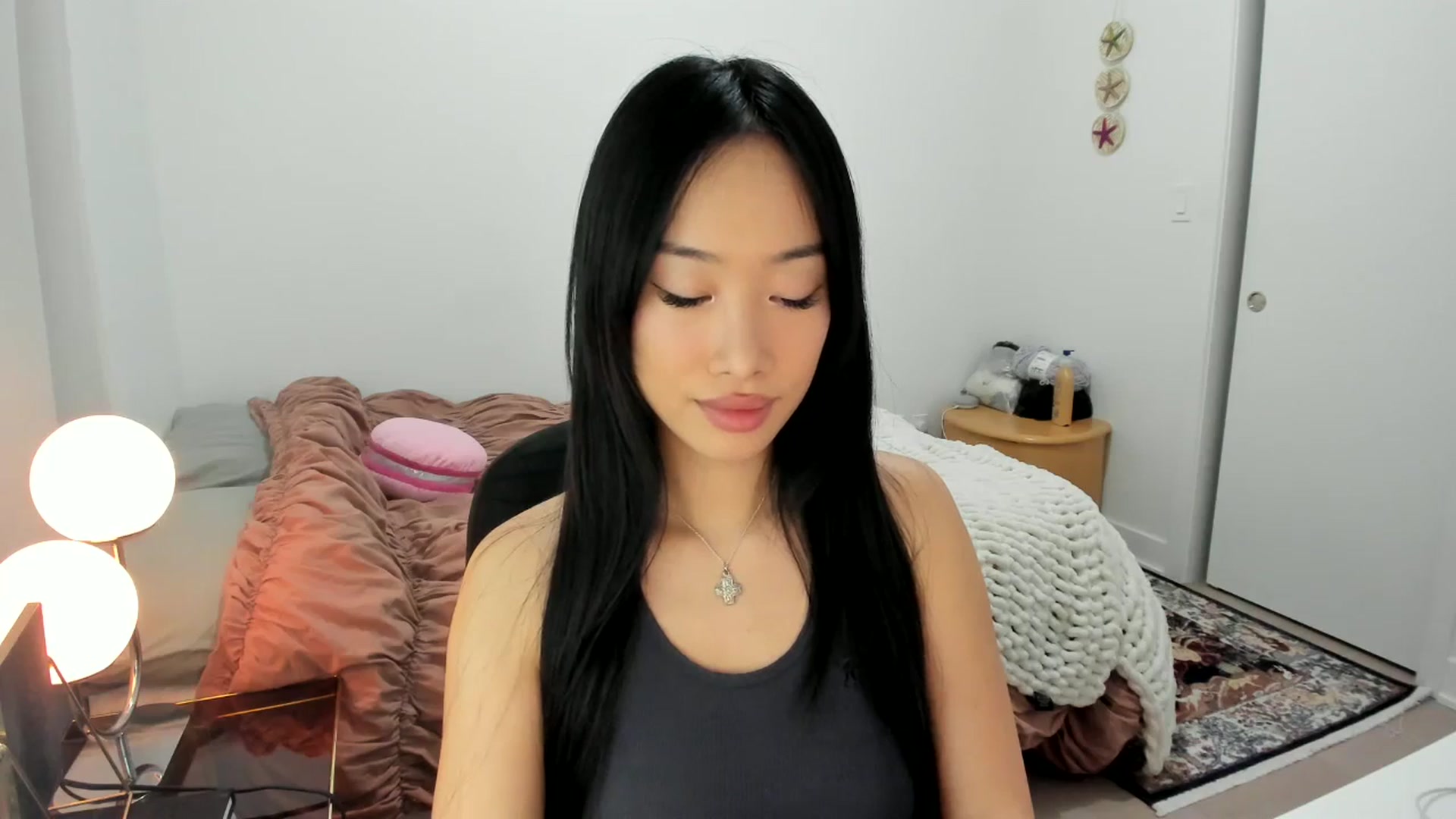 Gallery image thumbnail from BabieLee's myfreecams stream on, 01/12/2026, 03:53 image 19 of 20
