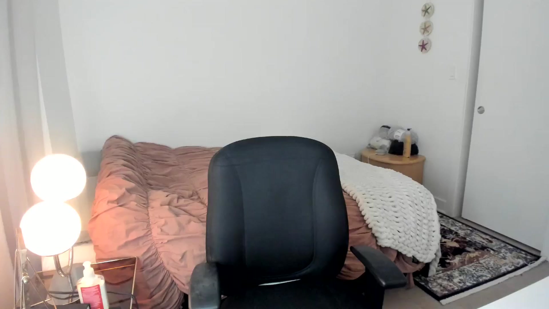 Gallery image thumbnail from BabieLee's myfreecams stream on, 01/18/2026, 05:22 image 1 of 20