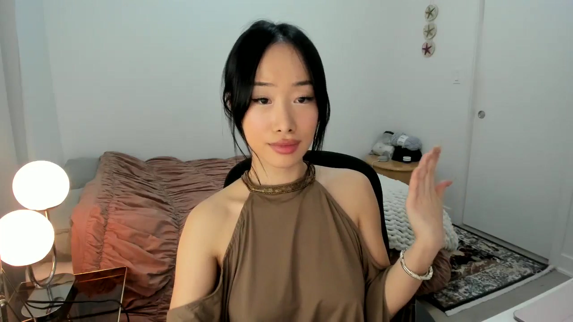 Gallery image thumbnail from BabieLee's myfreecams stream on, 01/23/2026, 04:50 image 13 of 20