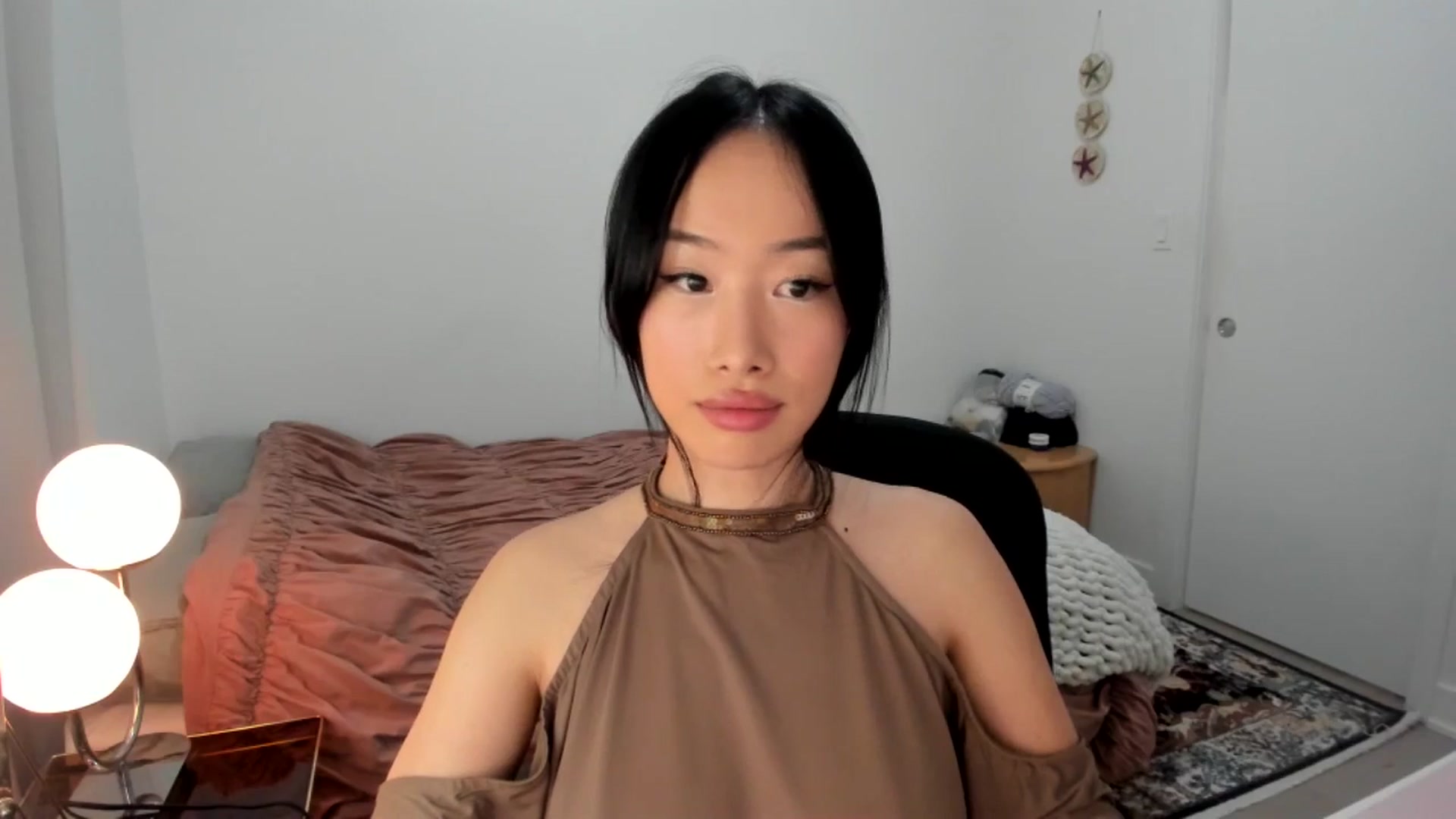 Gallery image thumbnail from BabieLee's myfreecams stream on, 01/23/2026, 04:50 image 16 of 20