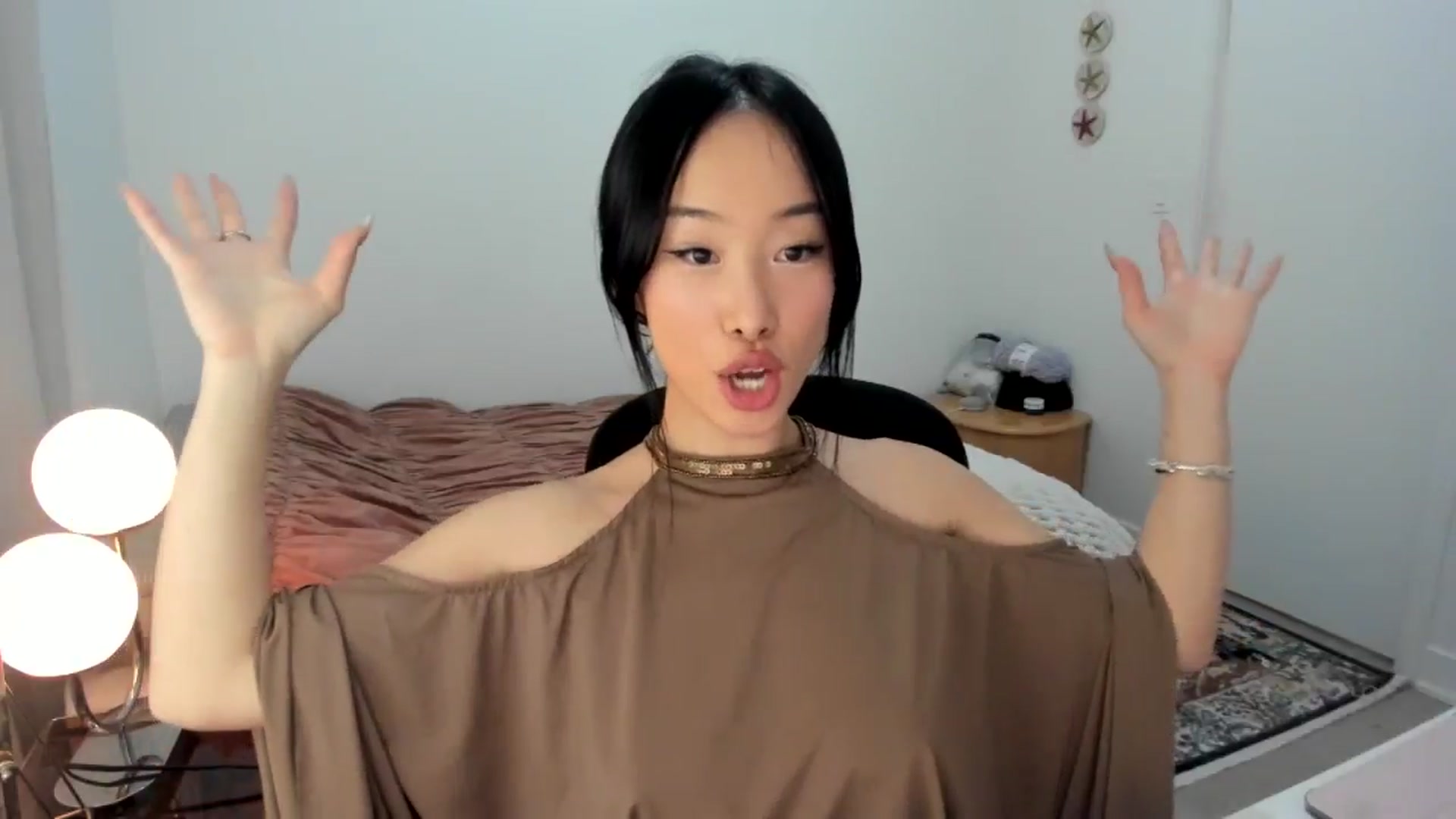 Gallery image thumbnail from BabieLee's myfreecams stream on, 01/23/2026, 04:50 image 15 of 20