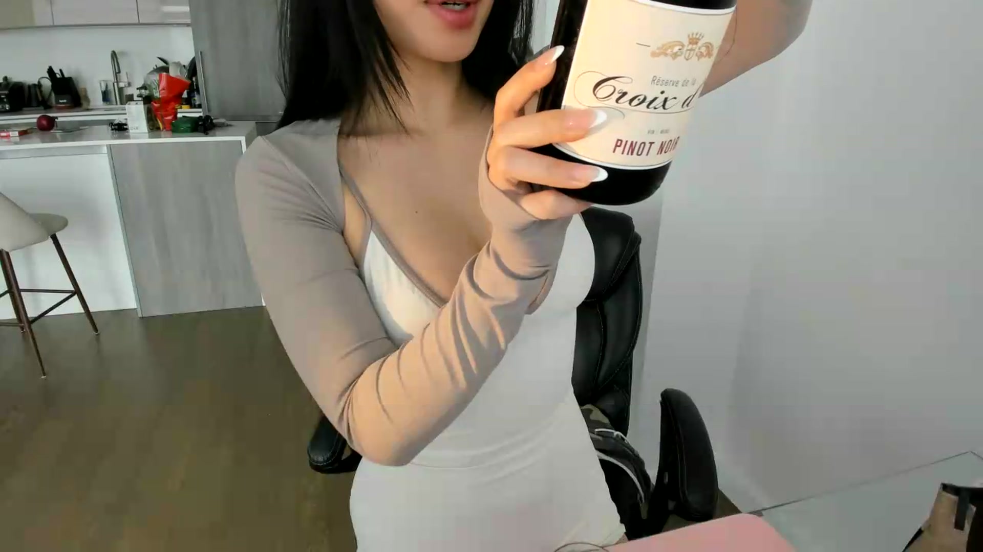 Gallery image thumbnail from BabieLee's myfreecams stream on, 05/14/2026, 20:19 image 10 of 20