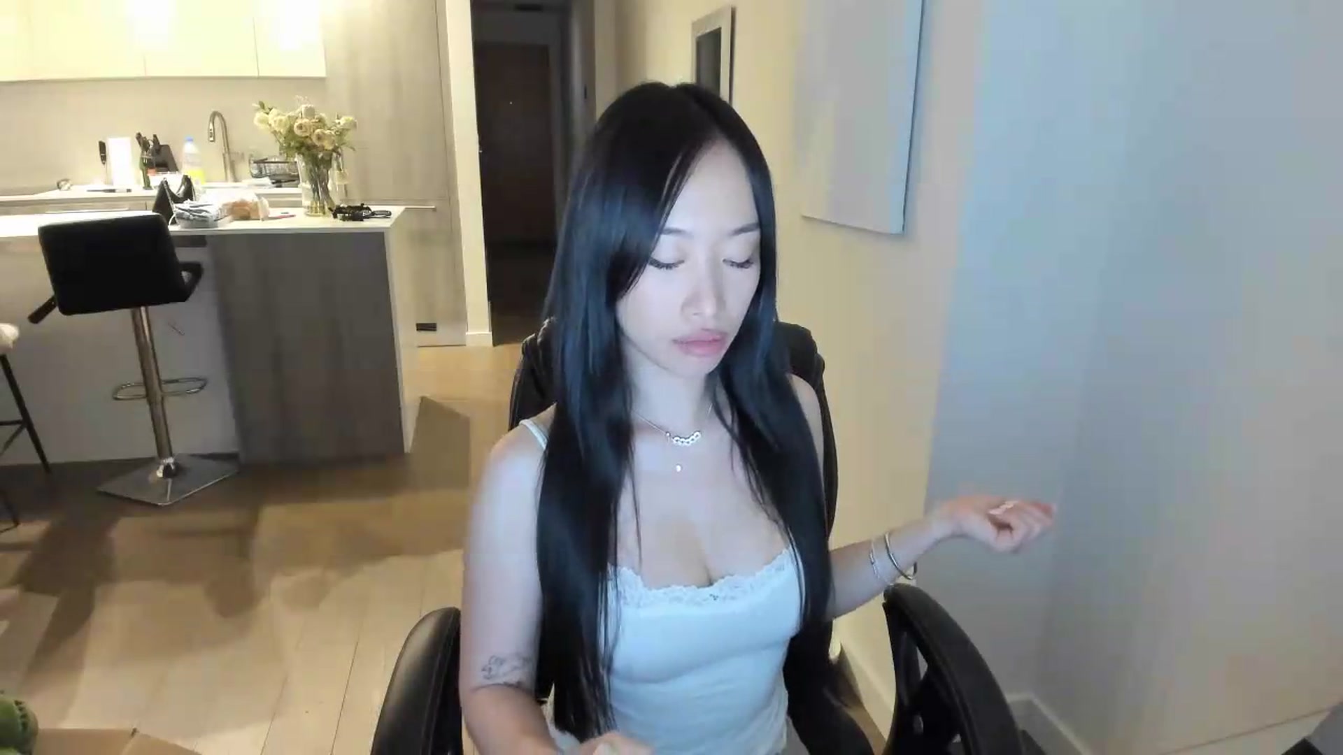 Gallery image thumbnail from BabieLee's myfreecams stream on, 06/01/2026, 04:46 image 20 of 20