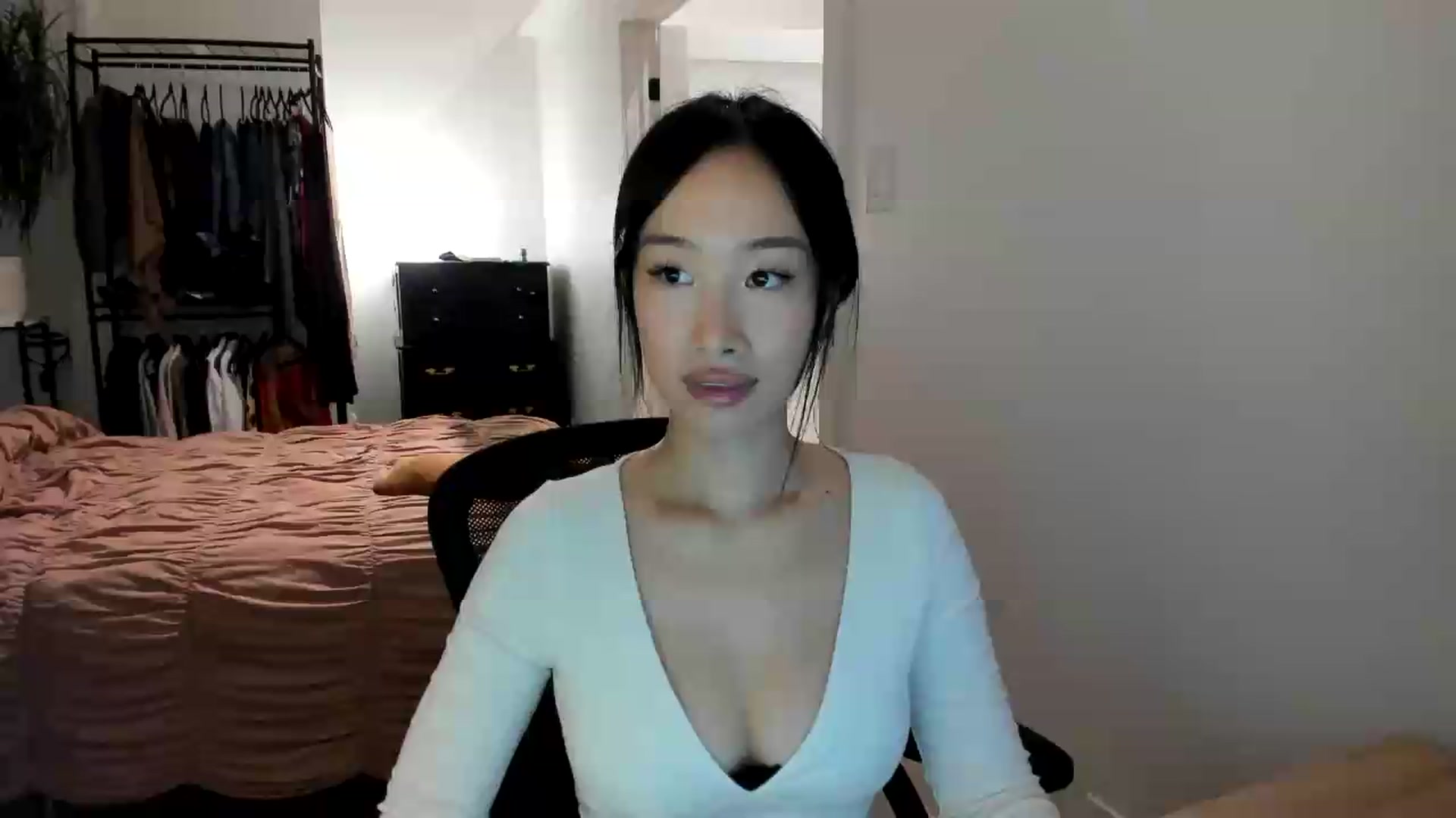 Gallery image thumbnail from BabieLee's myfreecams stream on, 07/30/2026, 04:37 image 8 of 20