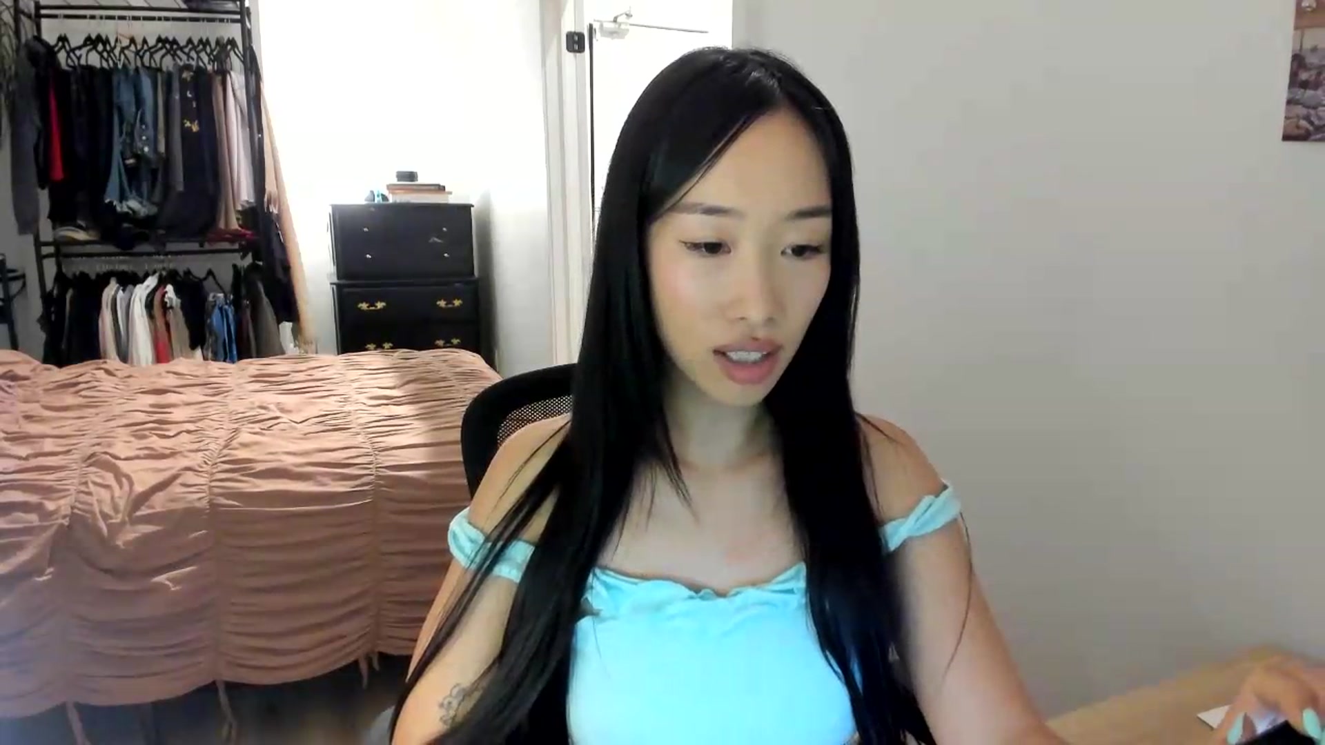 Gallery image thumbnail from BabieLee's myfreecams stream on, 08/27/2026, 01:32 image 20 of 20