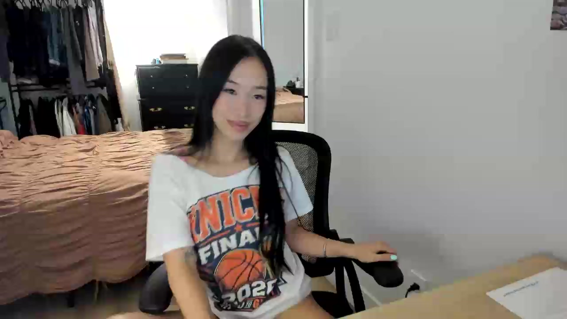 Gallery image thumbnail from BabieLee's myfreecams stream on, 09/01/2026, 20:44 image 1 of 20