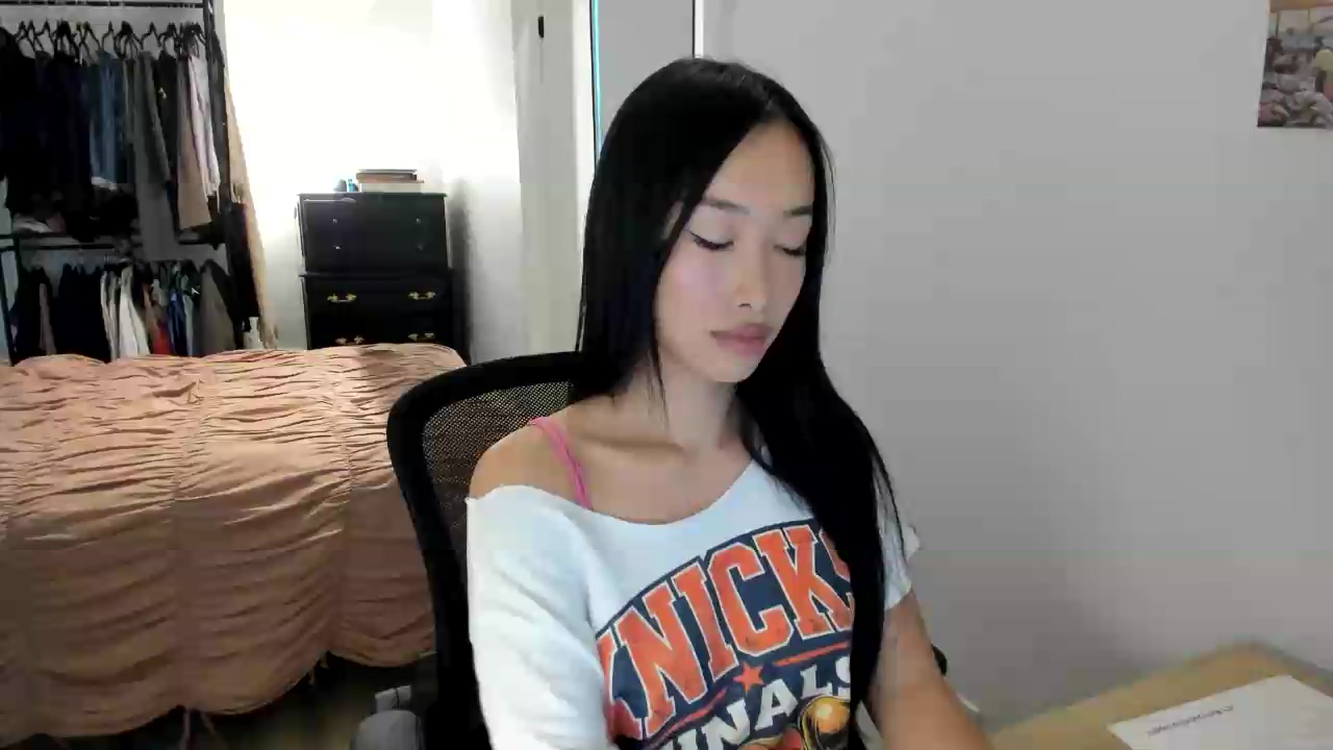 Gallery image thumbnail from BabieLee's myfreecams stream on, 09/01/2026, 20:44 image 15 of 20