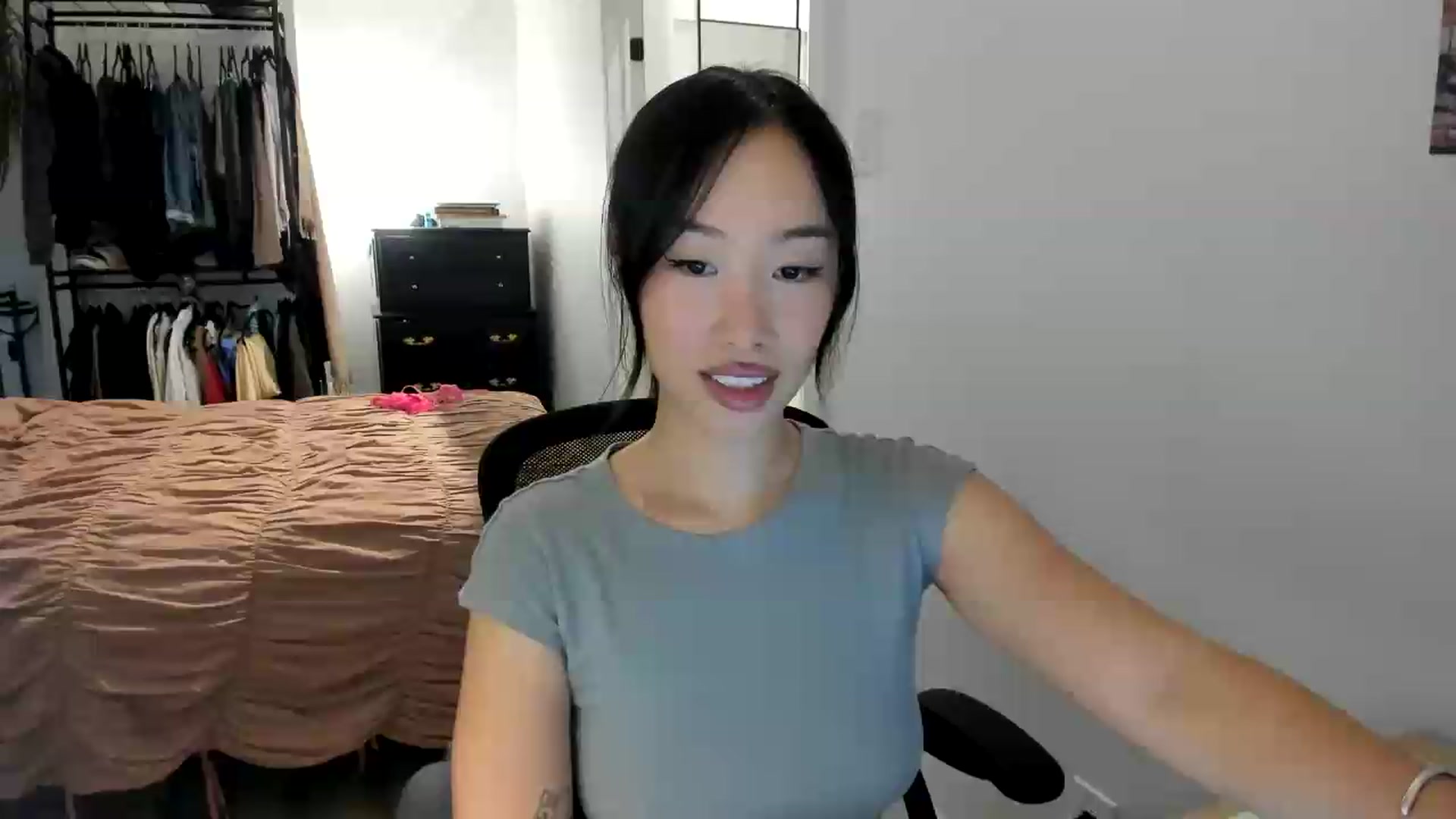 Gallery image thumbnail from BabieLee's myfreecams stream on, 09/02/2026, 21:35 image 1 of 20