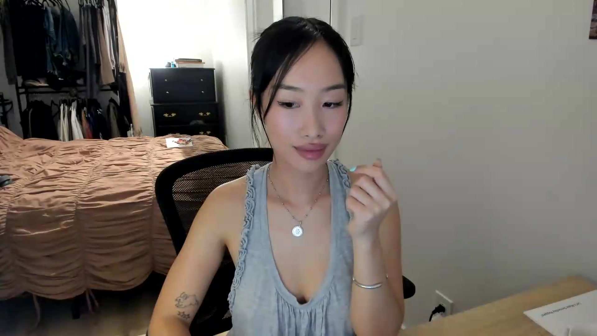 Gallery image thumbnail from BabieLee's myfreecams stream on, 09/05/2026, 03:19 image 19 of 20