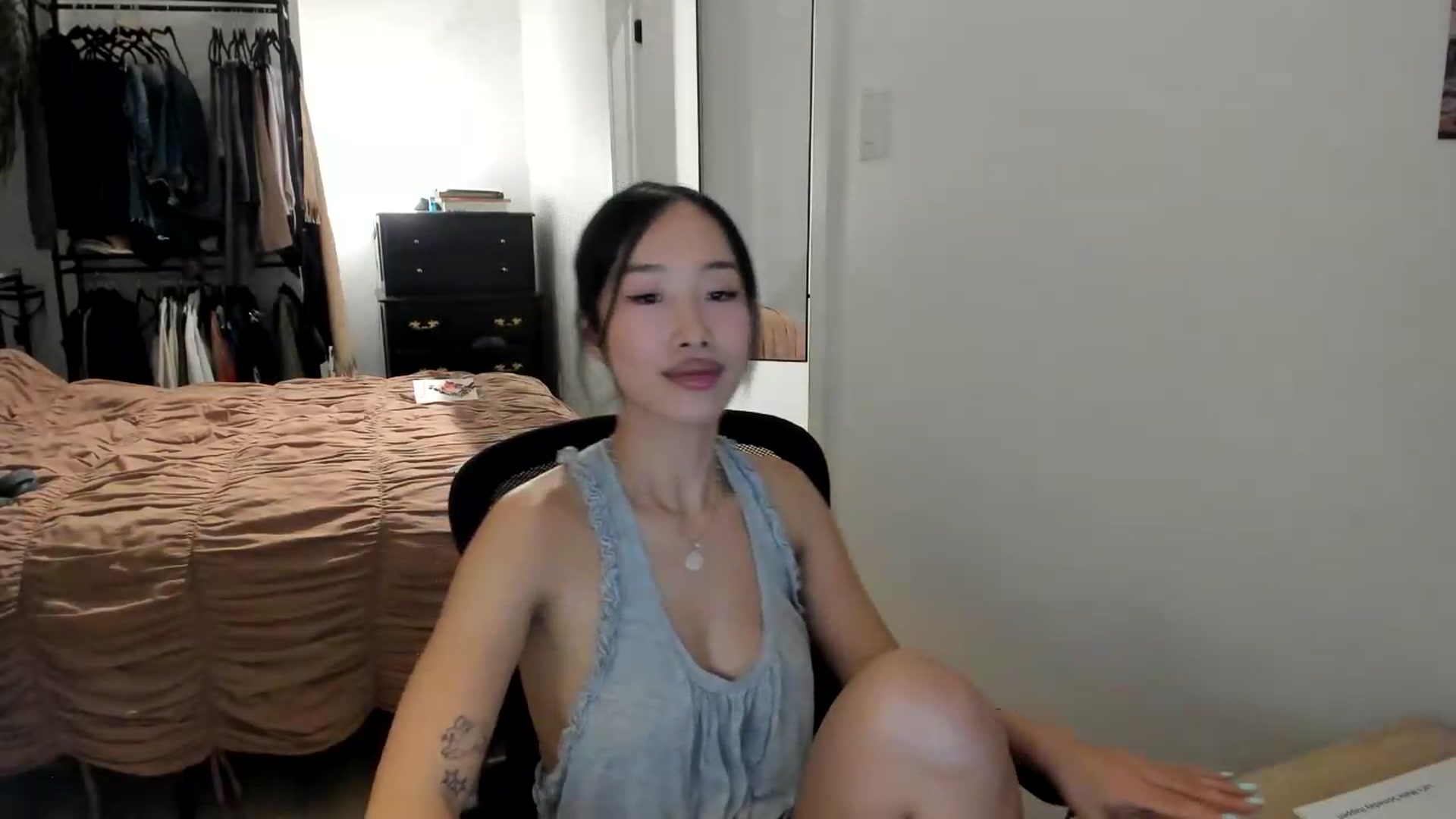 Gallery image thumbnail from BabieLee's myfreecams stream on, 09/05/2026, 03:19 image 18 of 20