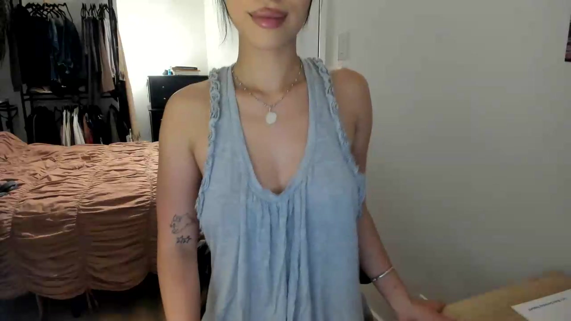Gallery image thumbnail from BabieLee's myfreecams stream on, 09/05/2026, 03:19 image 4 of 20