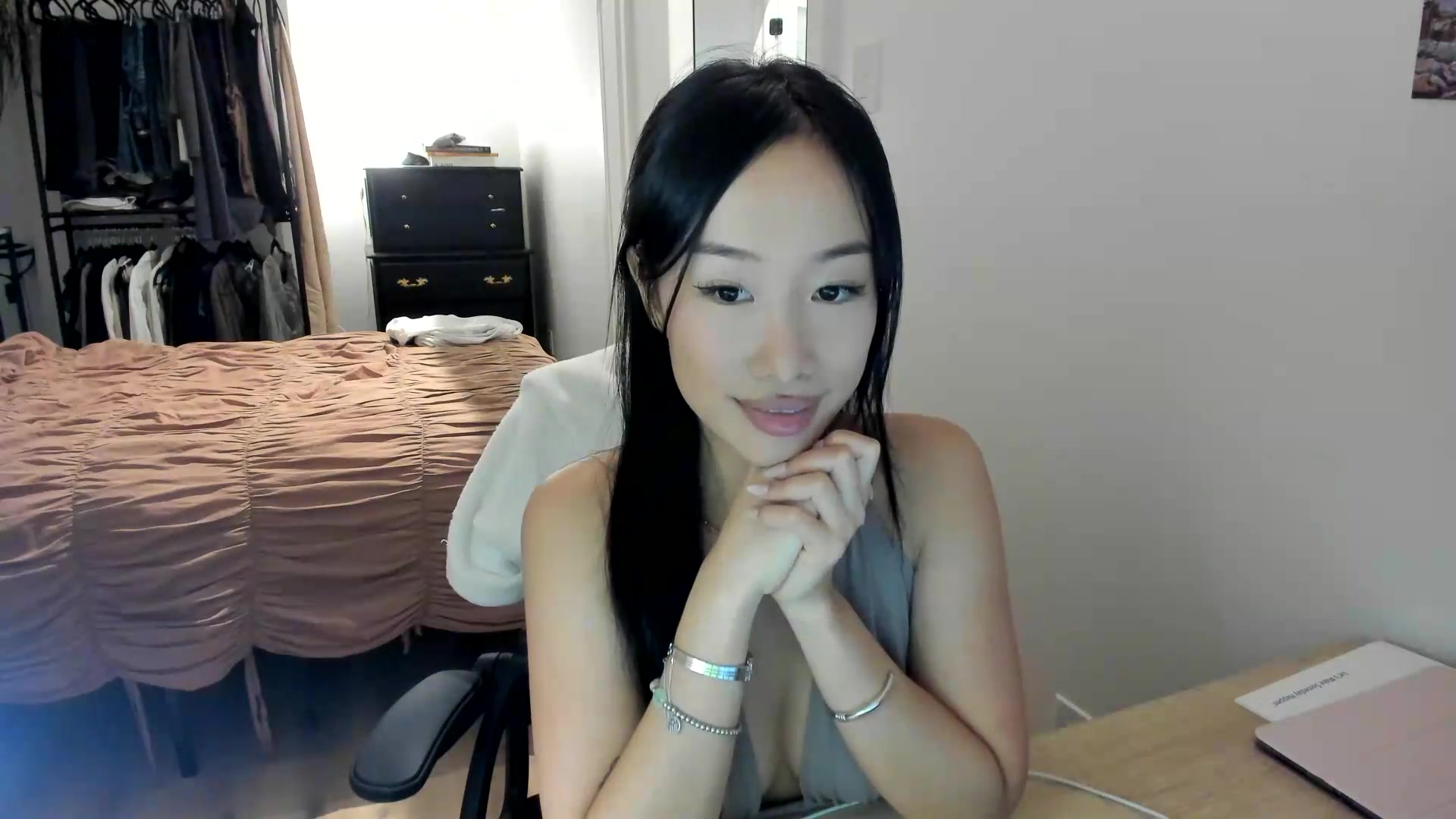 Gallery image thumbnail from BabieLee's myfreecams stream on, 09/09/2026, 04:07 image 14 of 20