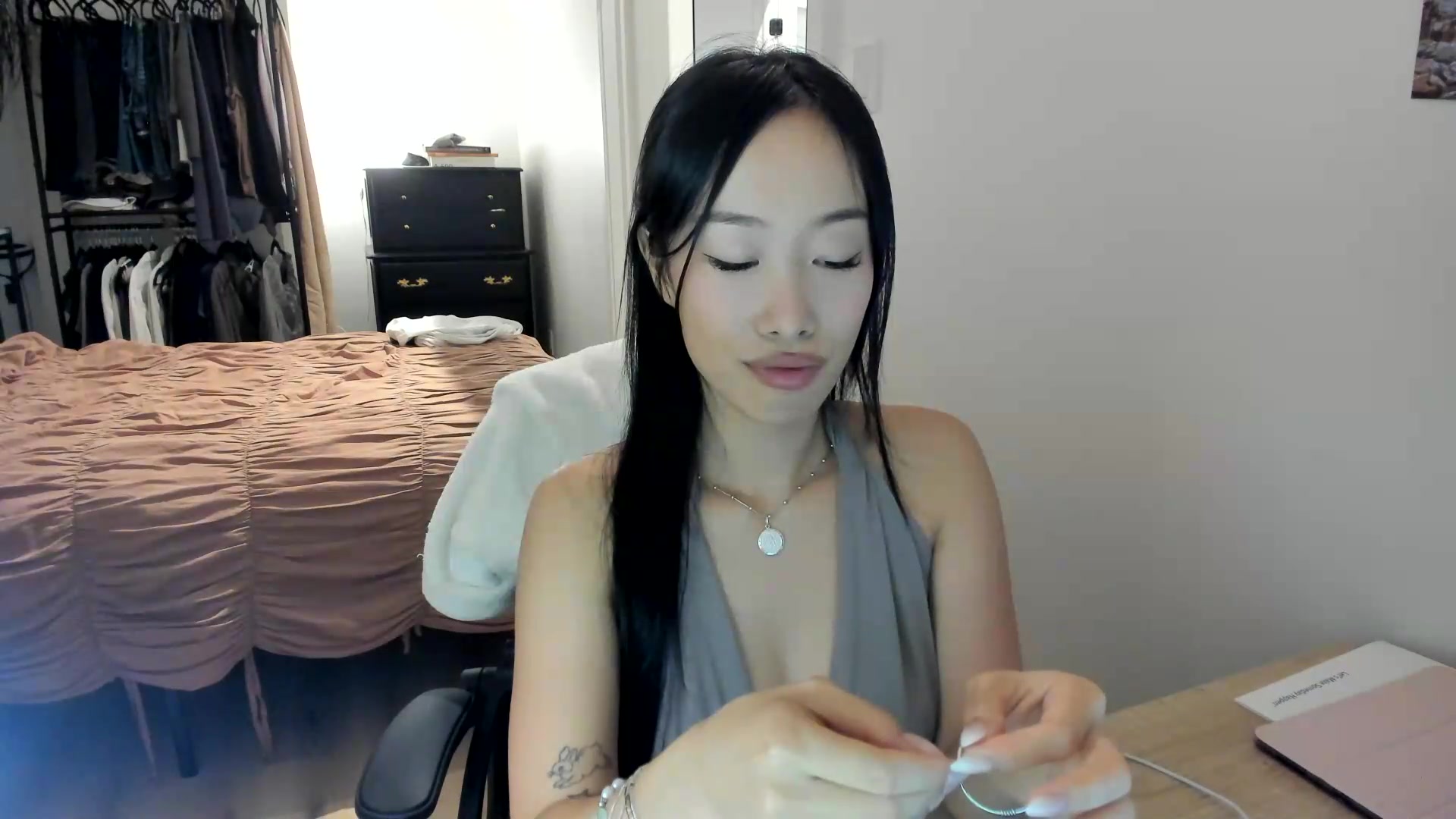 Gallery image thumbnail from BabieLee's myfreecams stream on, 09/09/2026, 04:07 image 16 of 20