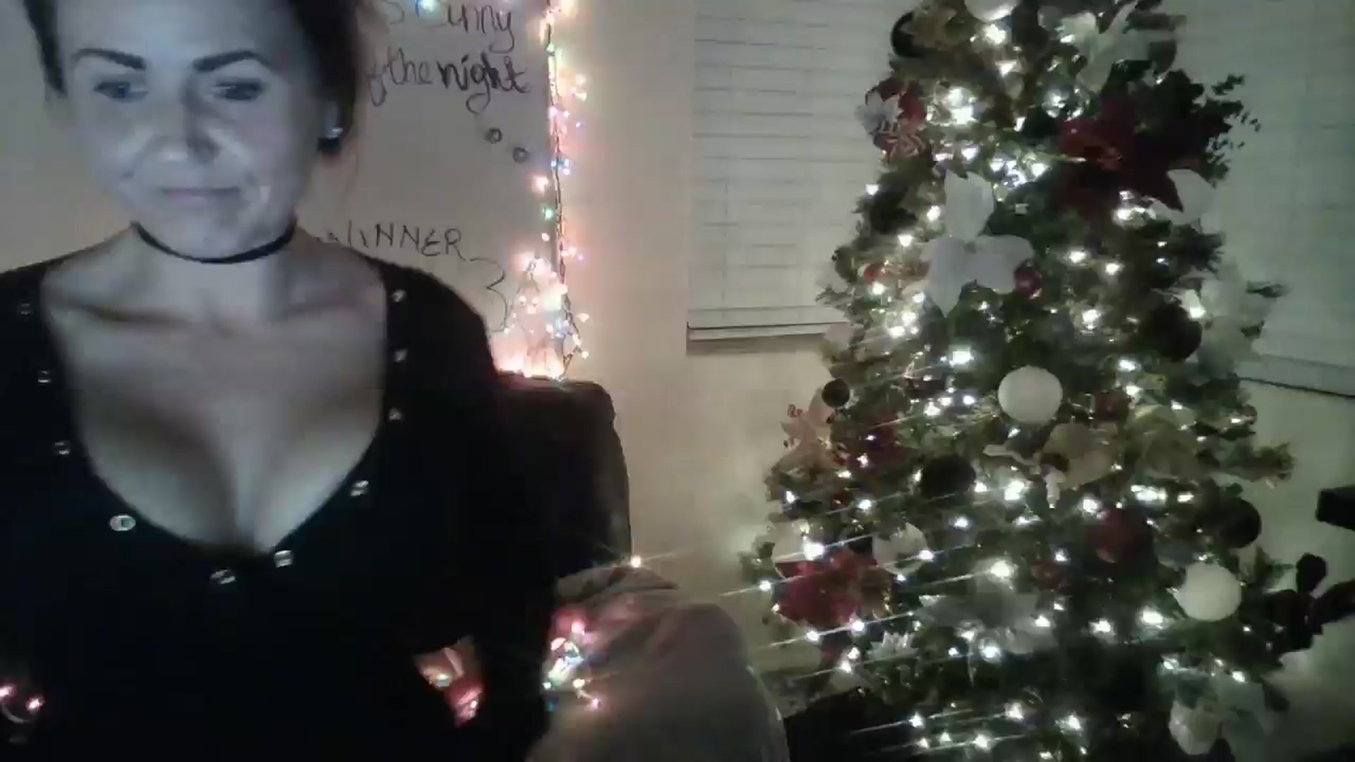 Gallery image thumbnail from Babsbunny's myfreecams stream on, 12/15/2025, 09:07 image 3 of 20