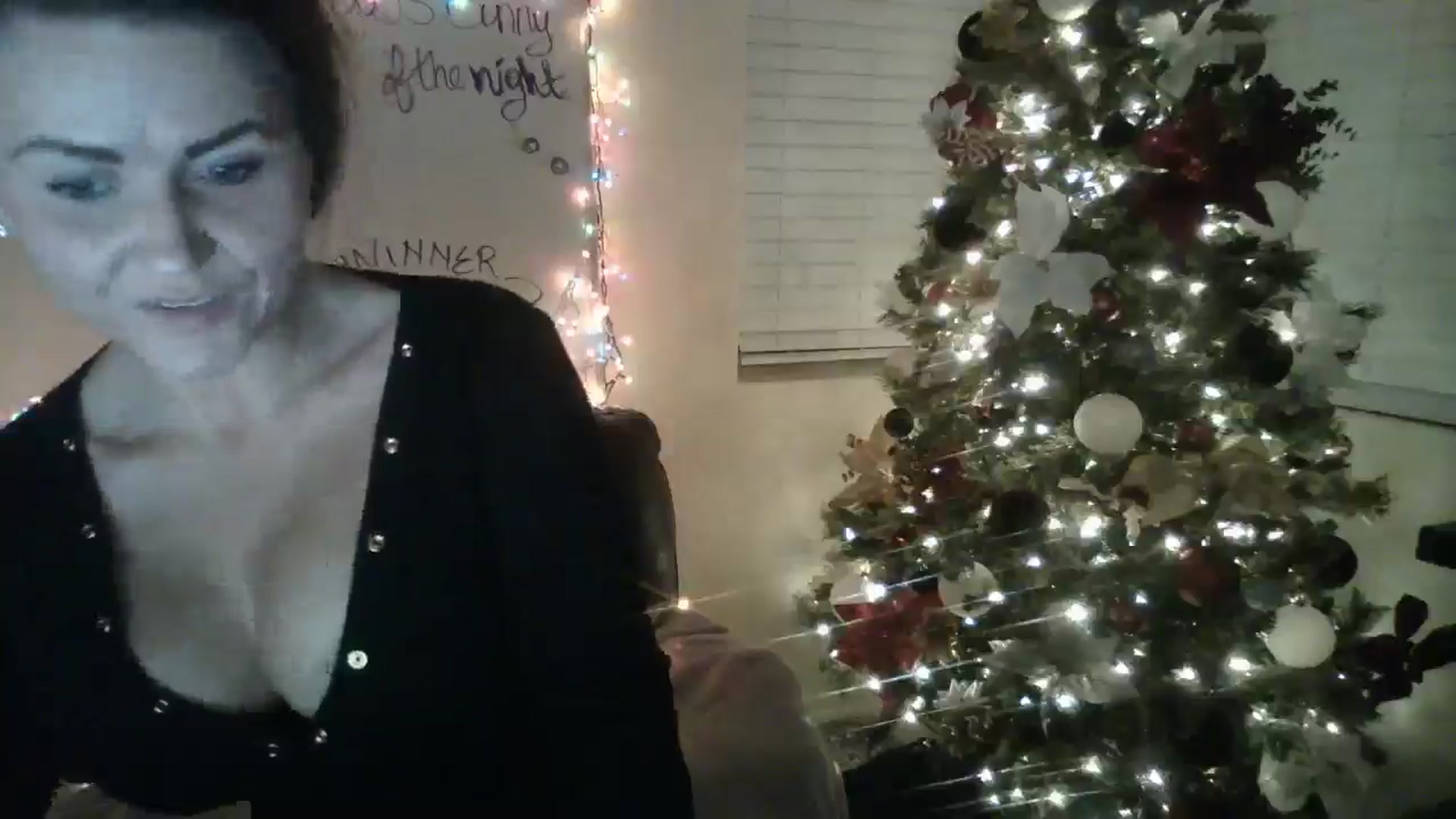 Gallery image thumbnail from Babsbunny's myfreecams stream on, 12/15/2025, 09:07 image 6 of 20