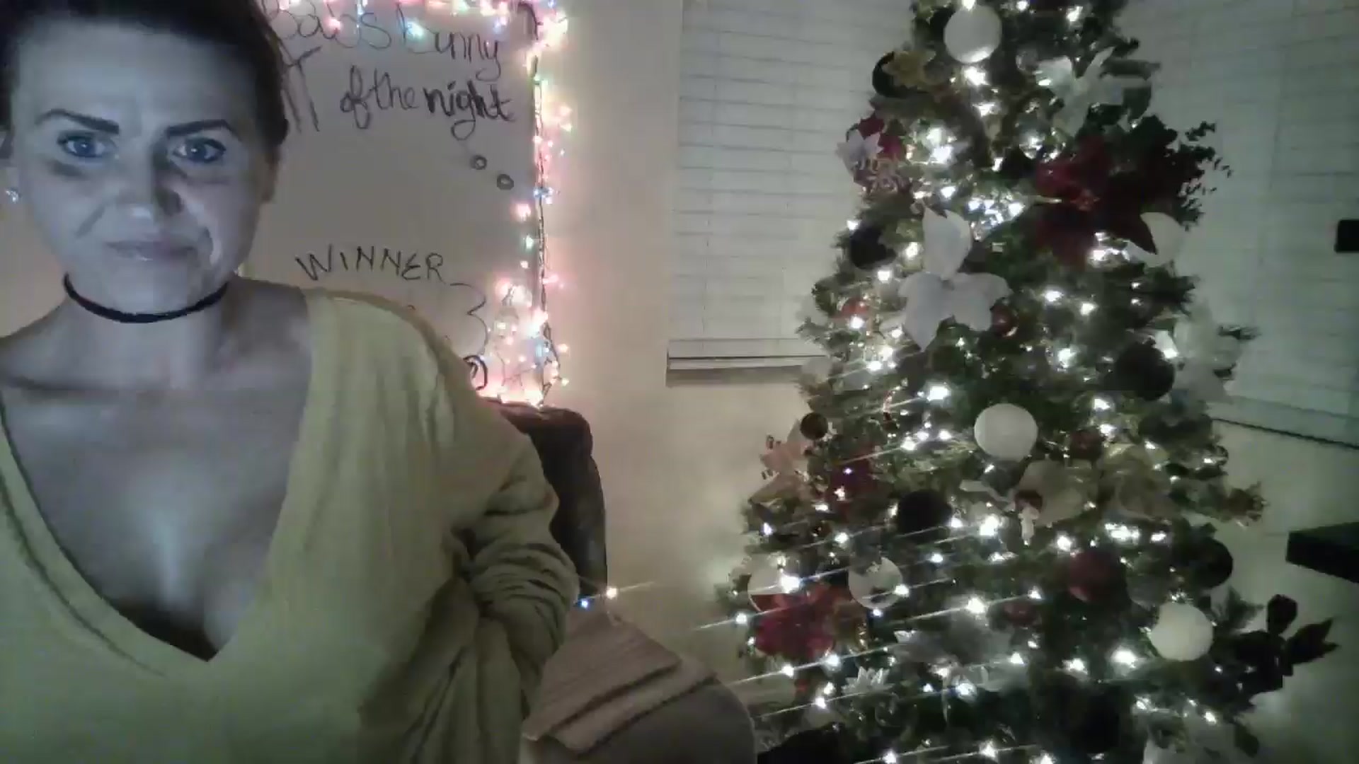 Gallery image thumbnail from Babsbunny's myfreecams stream on, 12/15/2025, 11:15 image 12 of 20