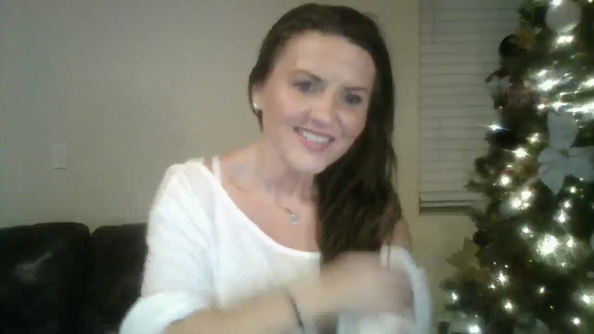 Gallery image thumbnail from Babsbunny's myfreecams stream on, 01/05/2026, 08:14 image 6 of 20