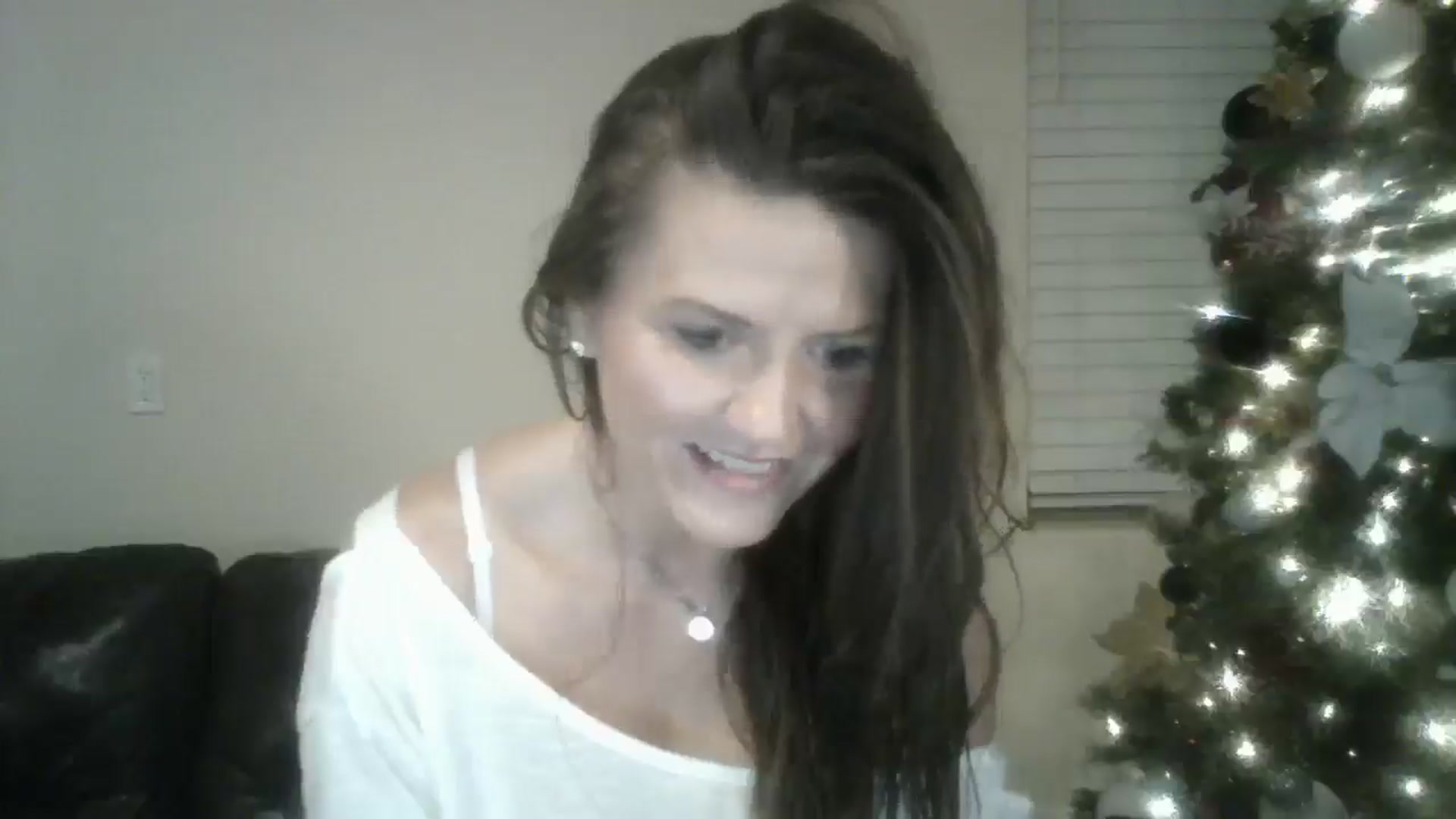 Gallery image thumbnail from Babsbunny's myfreecams stream on, 01/05/2026, 08:14 image 3 of 20